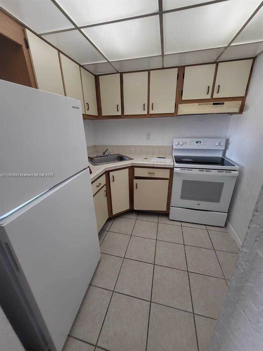 Small Image of 801 NORTH WEST 47TH AVE #808W, Miami Number 4