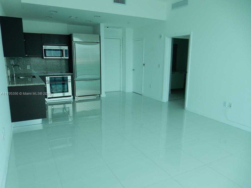 Small Image of 950 BRICKELL BAY DR #4508, Miami Number 4