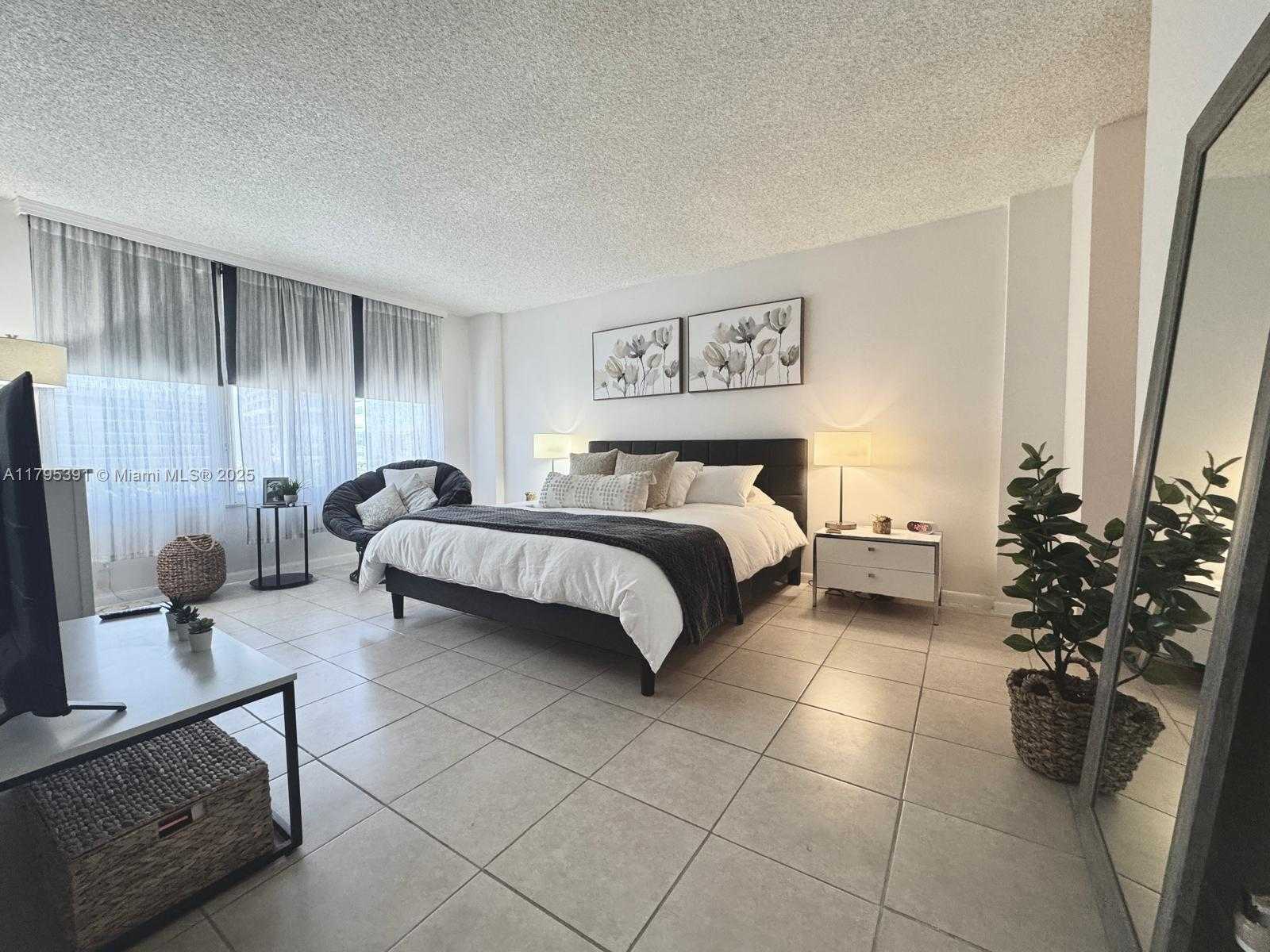 Small Image of 3800 SOUTH OCEAN DR #509, Hollywood Number 10
