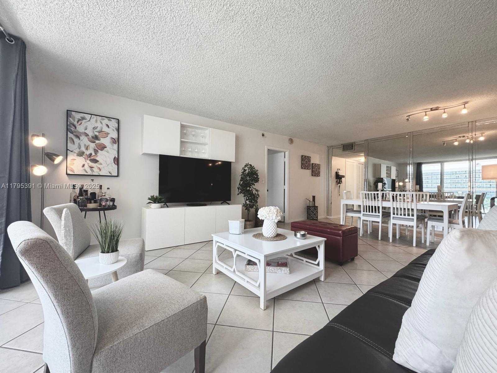 Small Image of 3800 SOUTH OCEAN DR #509, Hollywood Number 4