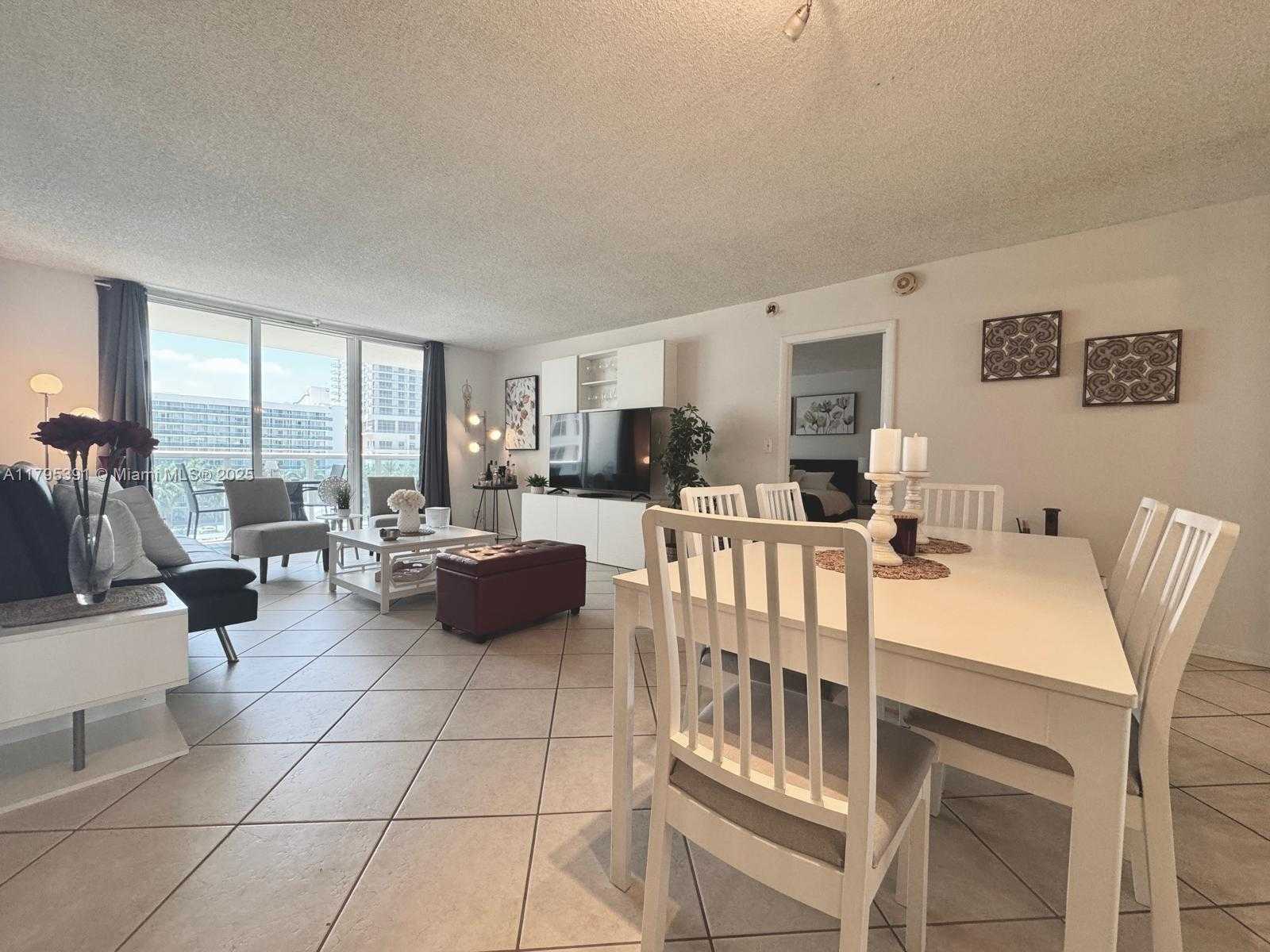 Small Image of 3800 SOUTH OCEAN DR #509, Hollywood Number 7