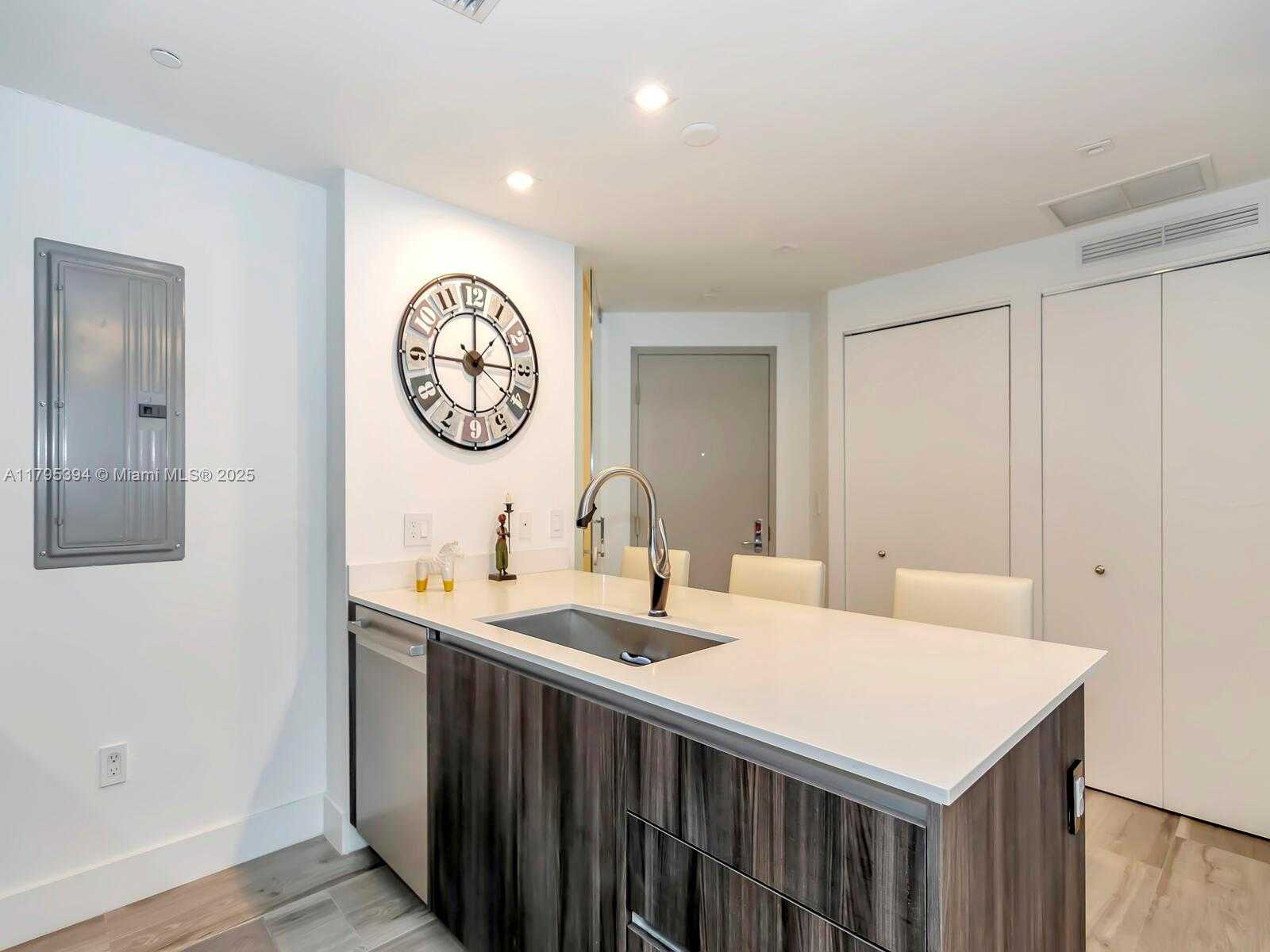 Small Image of 488 NORTH EAST 18TH ST #2111, Miami Number 14