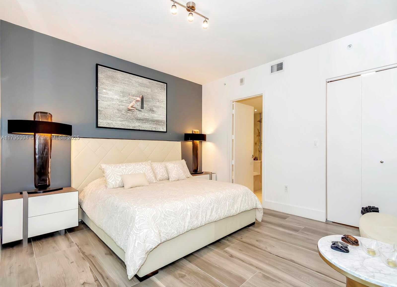 Small Image of 488 NORTH EAST 18TH ST #2111, Miami Number 25