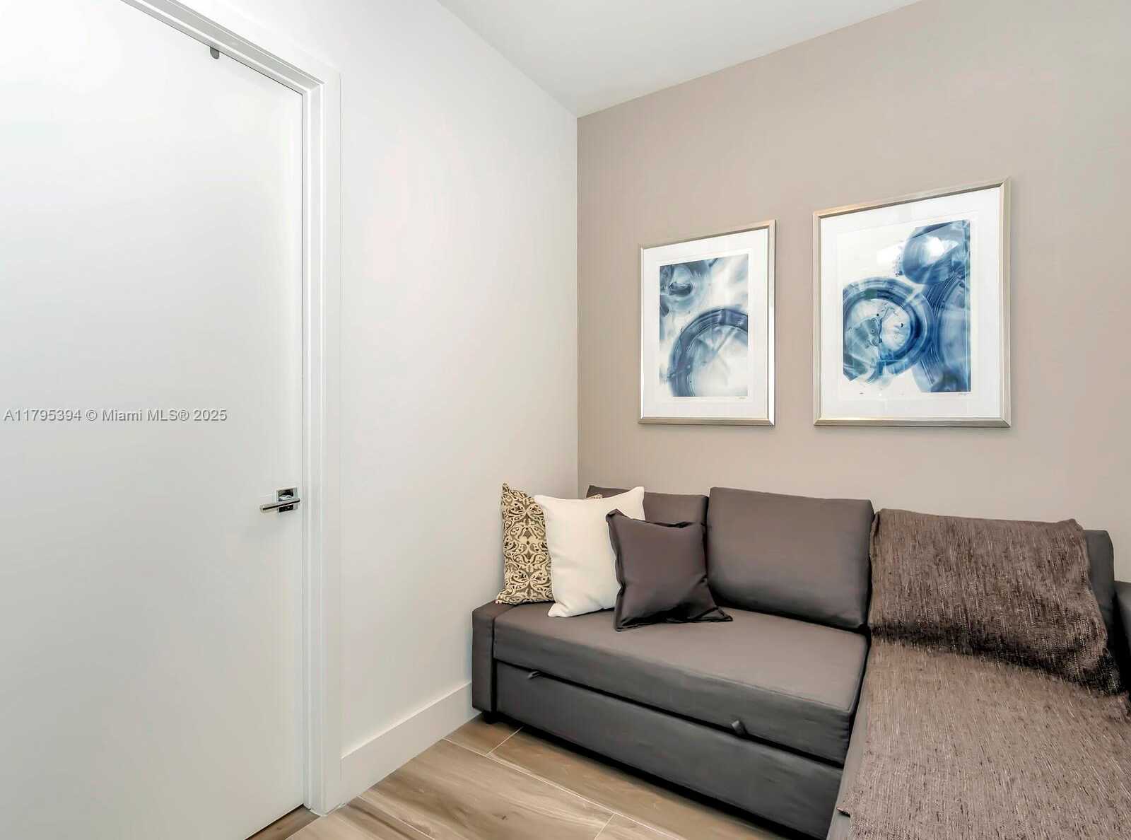 Small Image of 488 NORTH EAST 18TH ST #2111, Miami Number 33