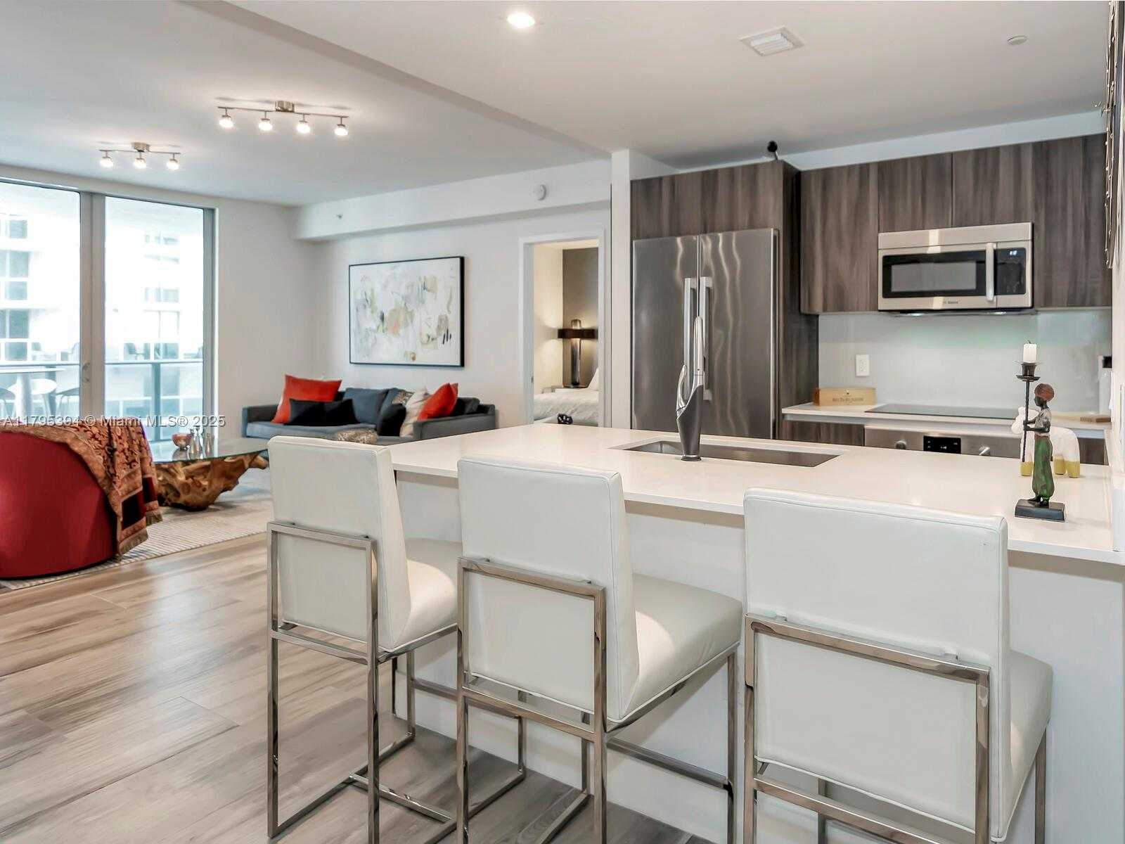 Small Image of 488 NORTH EAST 18TH ST #2111, Miami Number 6
