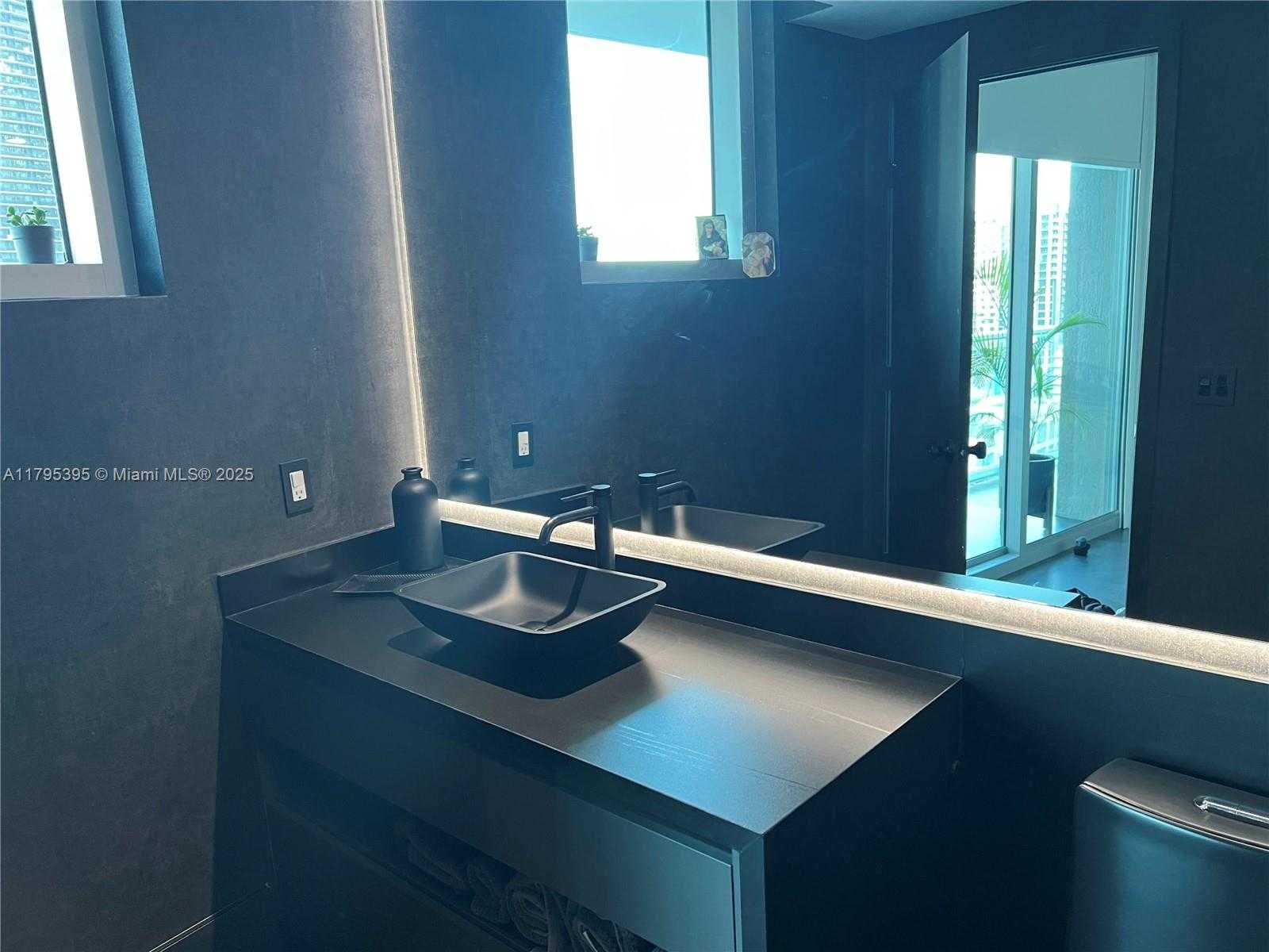 Small Image of 1100 SOUTH MIAMI AVE #2107, Miami Number 12