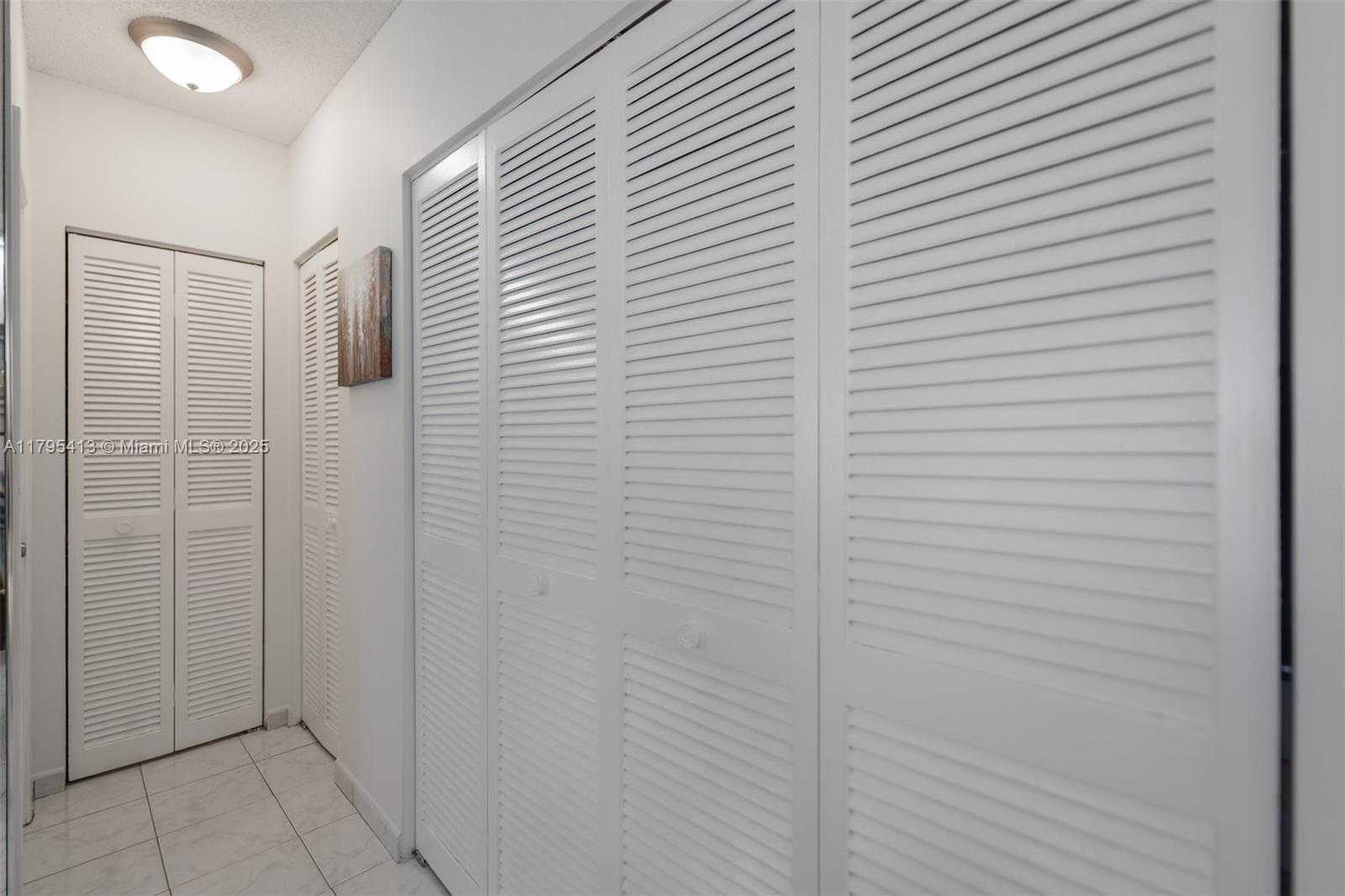 Small Image of 1985 SOUTH OCEAN DR #11M, Hallandale Beach Number 9