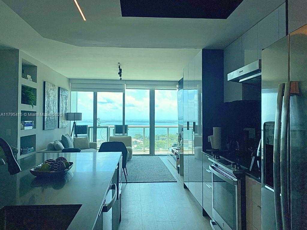 Small Image of 888 BISCAYNE BLVD #2405, Miami Number 15