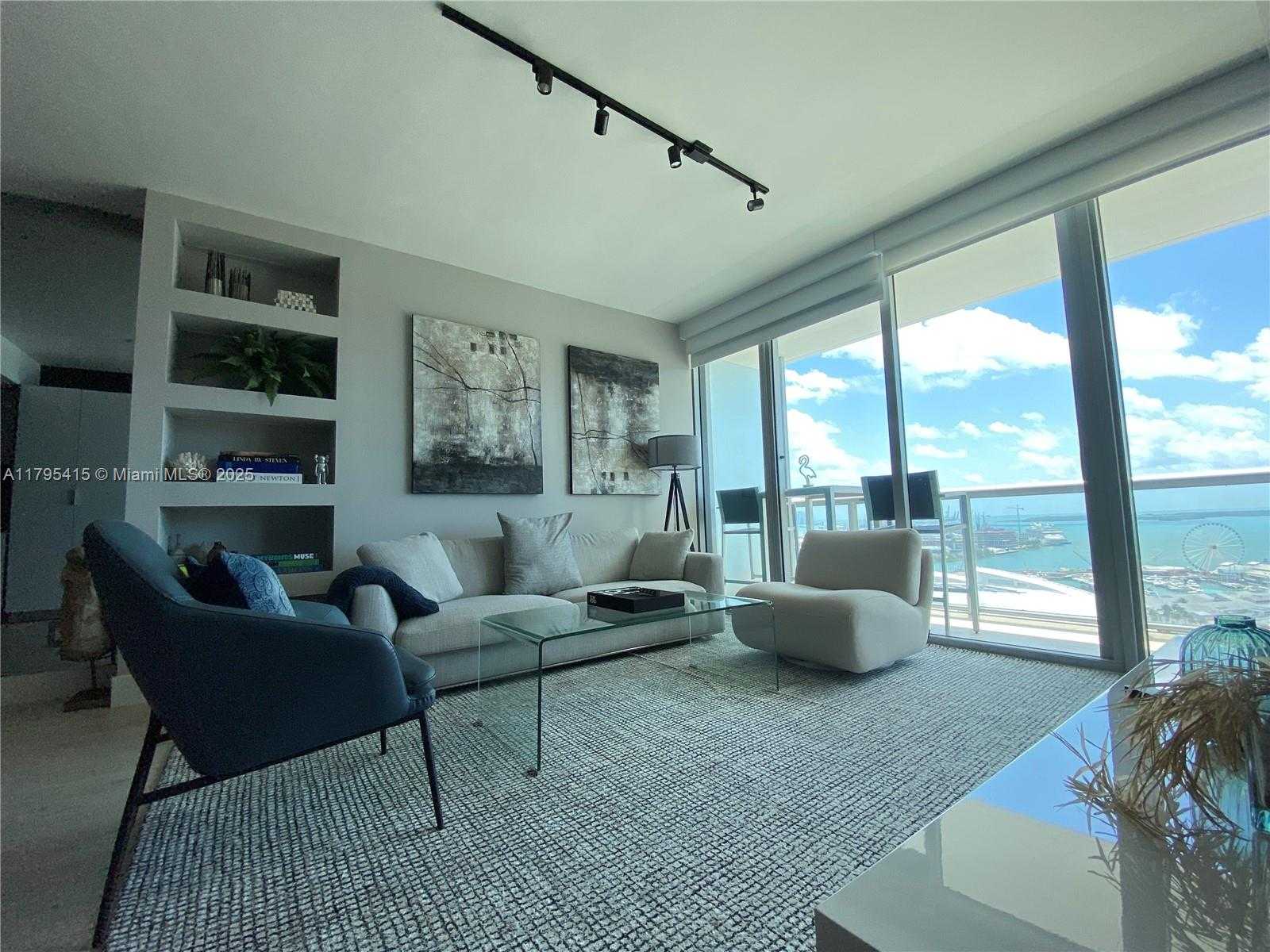 Small Image of 888 BISCAYNE BLVD #2405, Miami Number 18