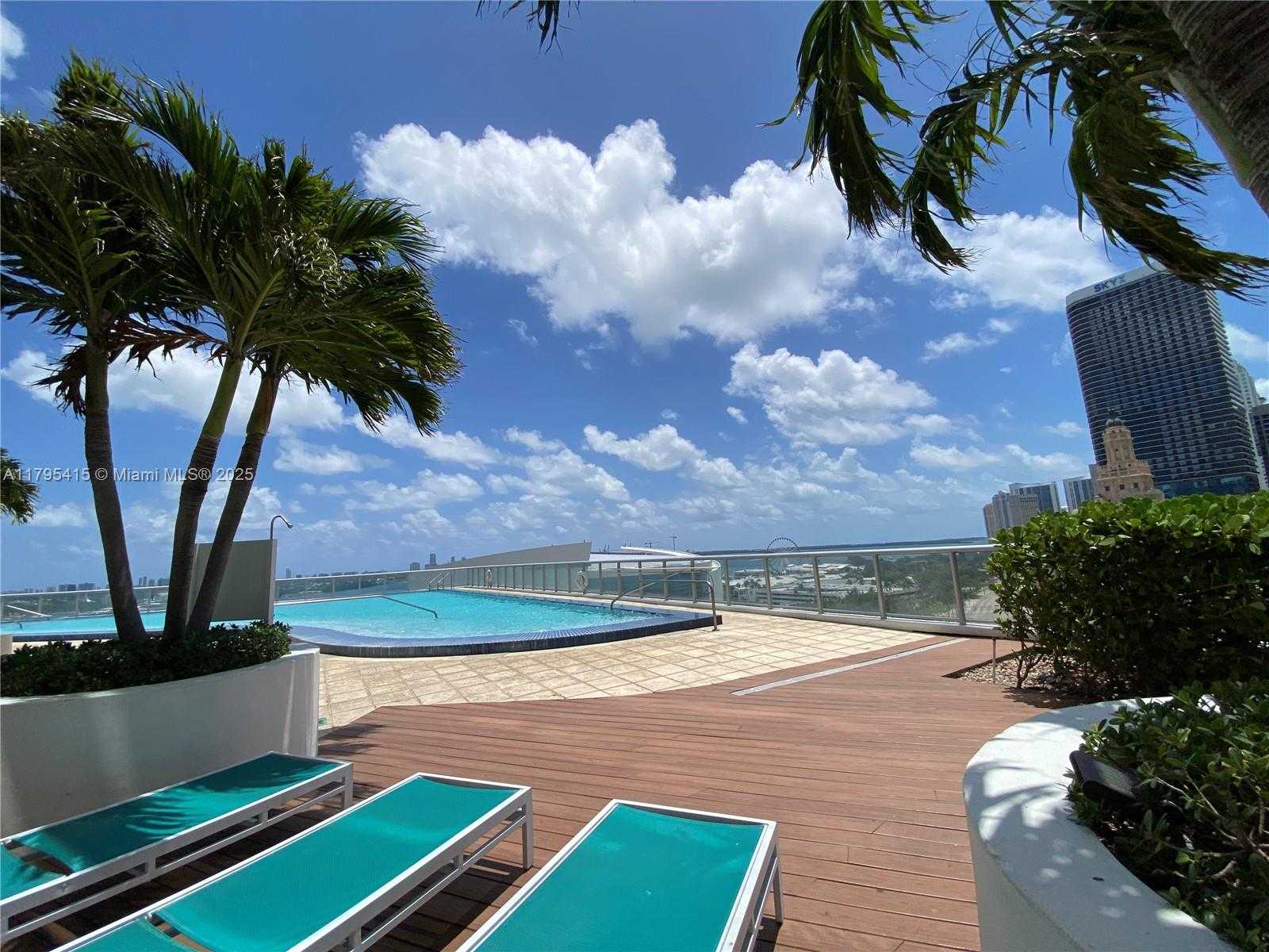 Small Image of 888 BISCAYNE BLVD #2405, Miami Number 44