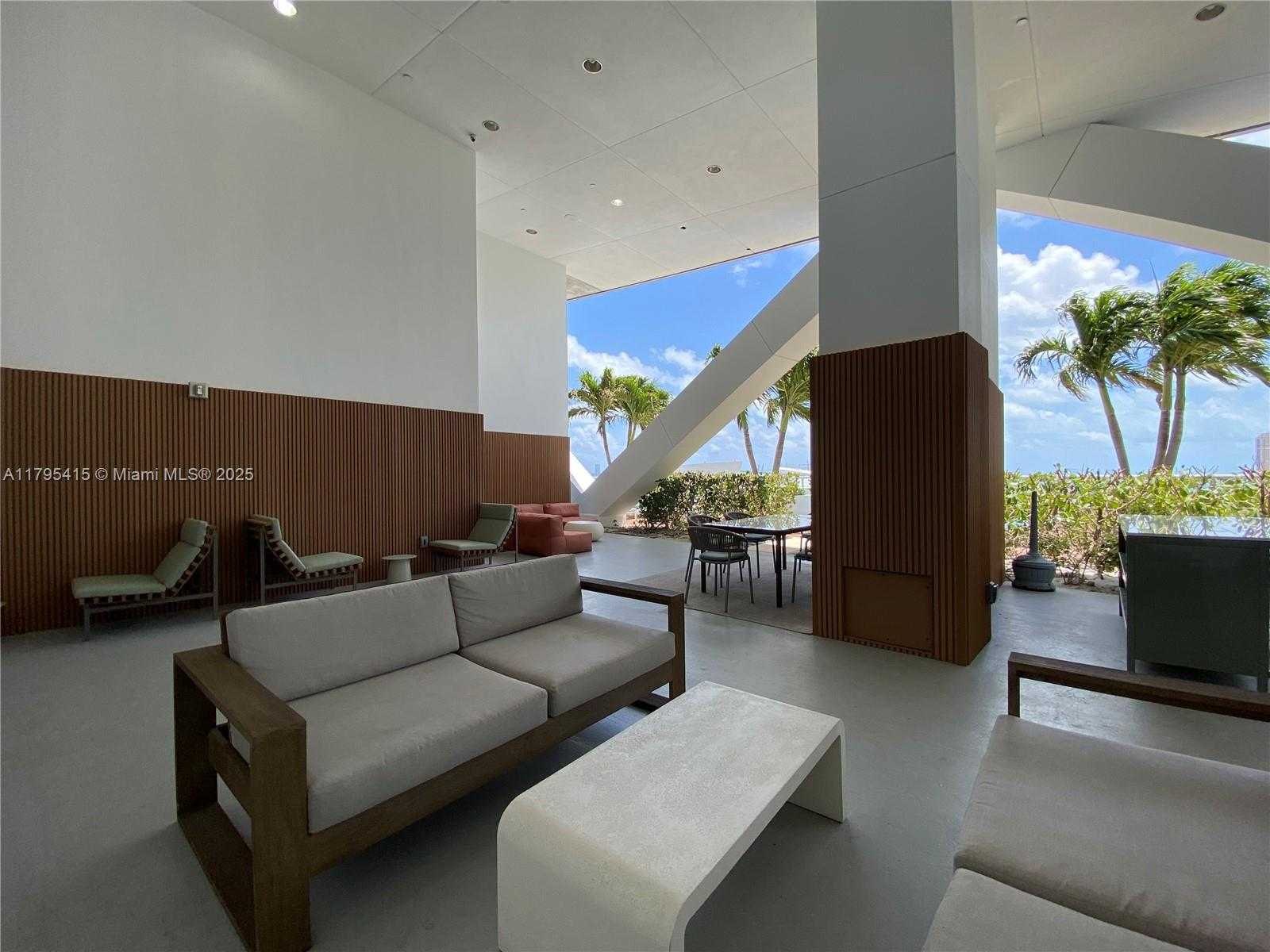 Small Image of 888 BISCAYNE BLVD #2405, Miami Number 45