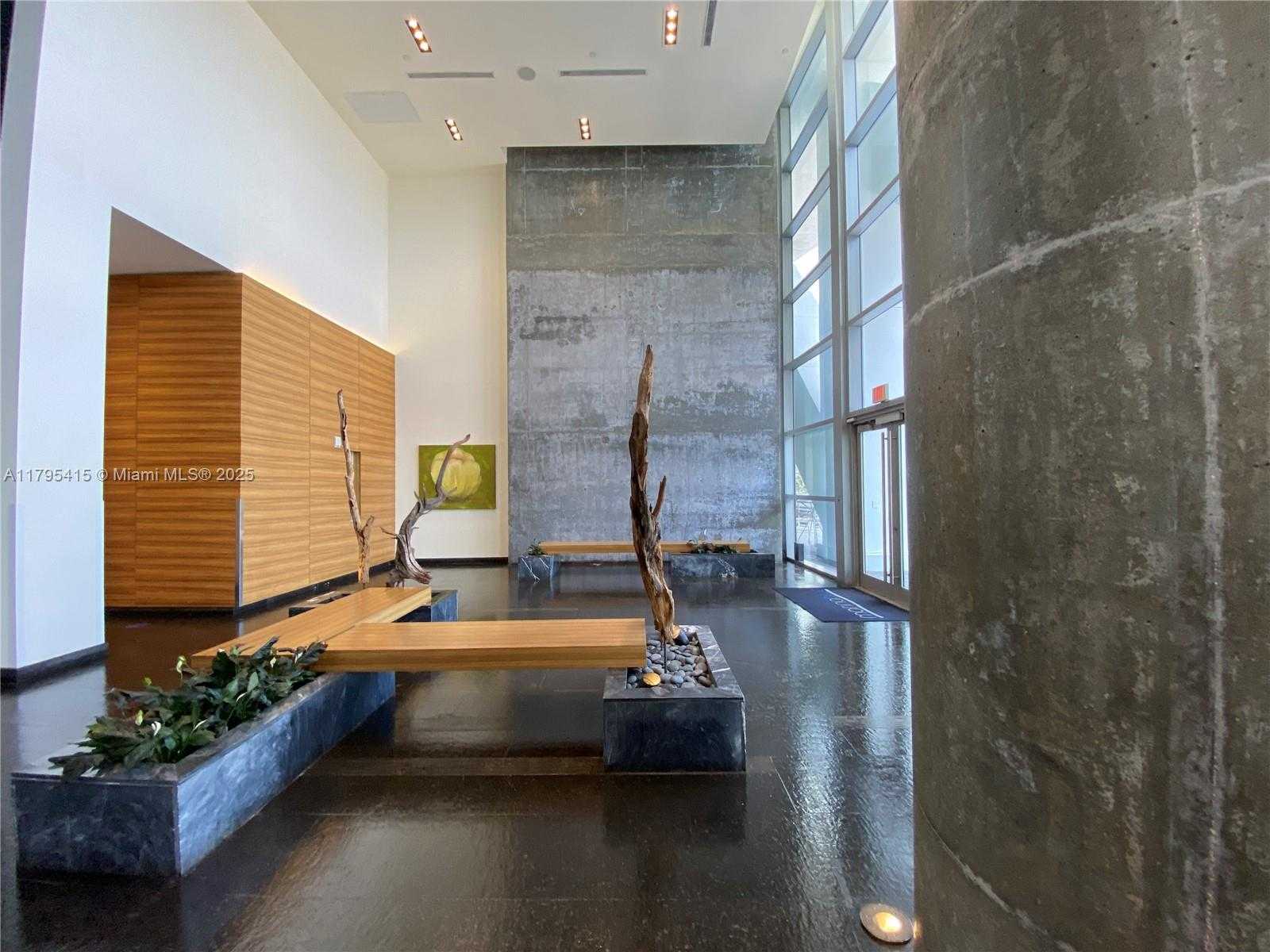 Small Image of 888 BISCAYNE BLVD #2405, Miami Number 52