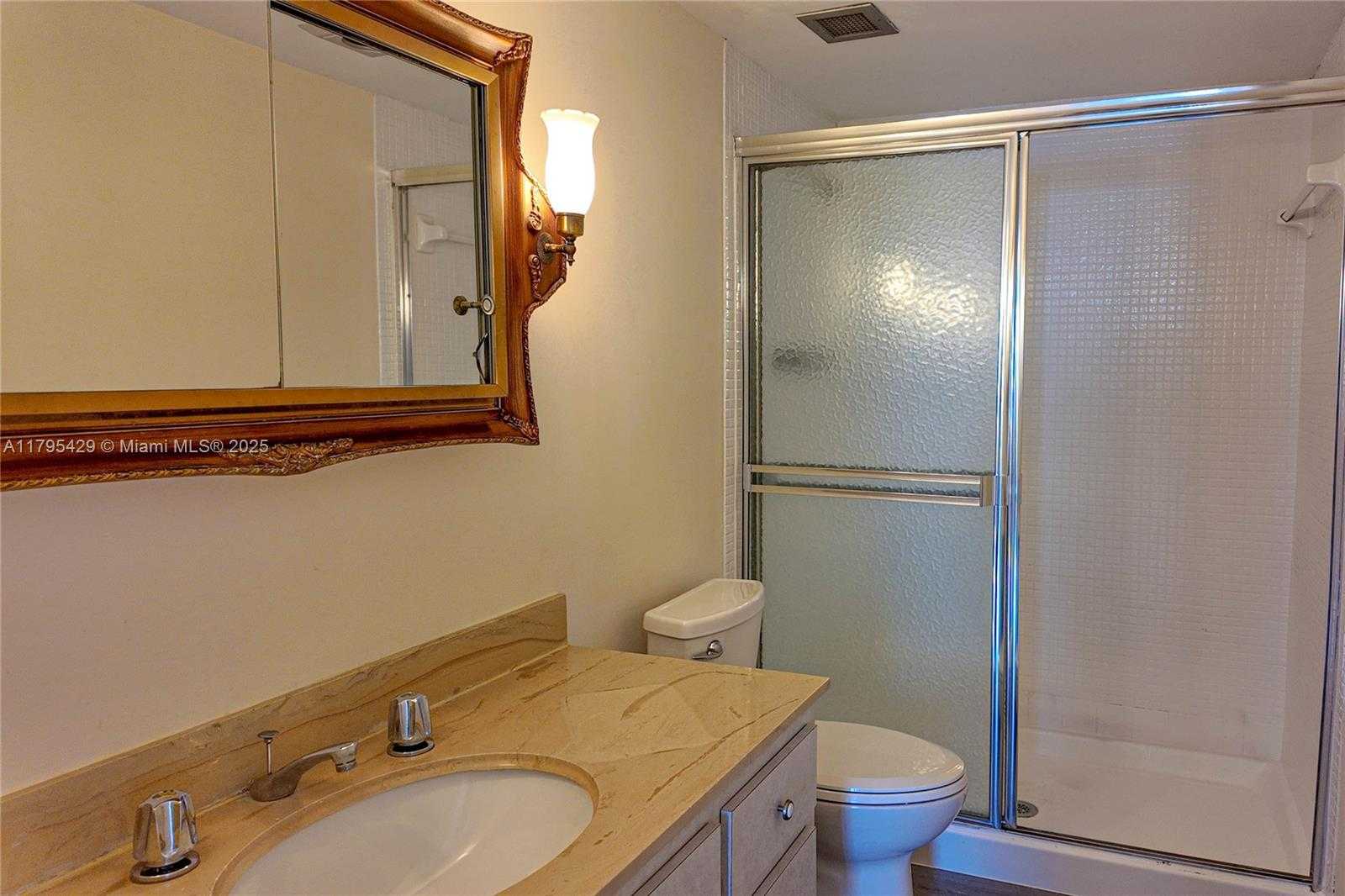 Small Image of 1950 SOUTH OCEAN DR #20F, Hallandale Beach Number 12