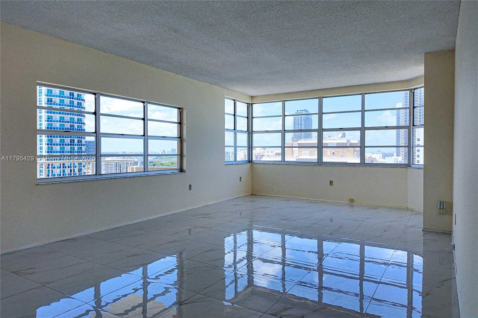 Small Image of 1950 SOUTH OCEAN DR #20F, Hallandale Beach Number 5