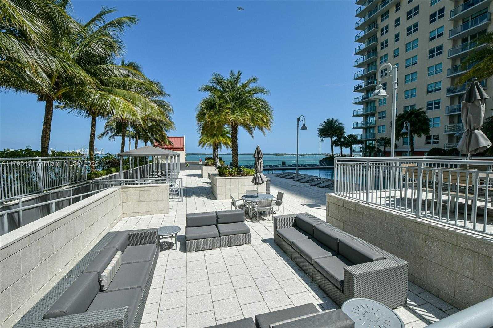 Small Image of 1155 BRICKELL BAY DR #2808, Miami Number 23