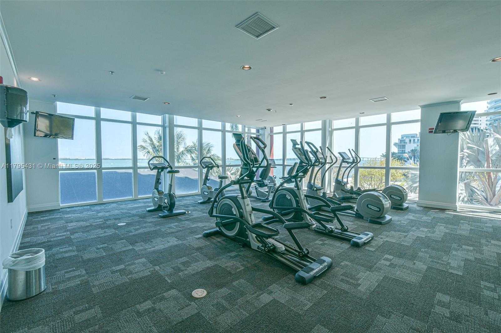 Small Image of 1155 BRICKELL BAY DR #2808, Miami Number 24