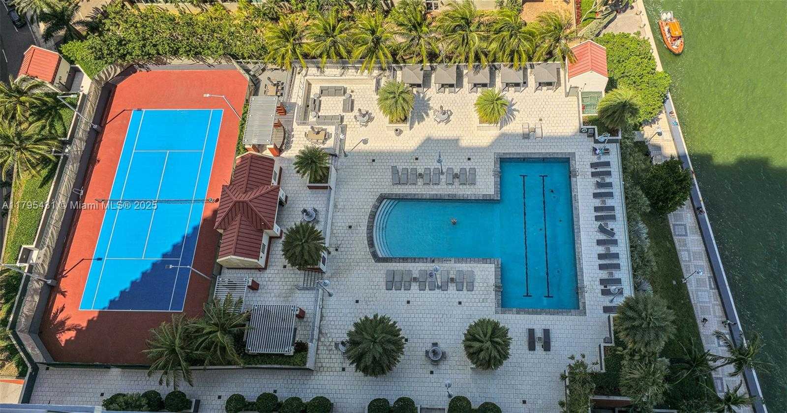 Small Image of 1155 BRICKELL BAY DR #2808, Miami Number 26