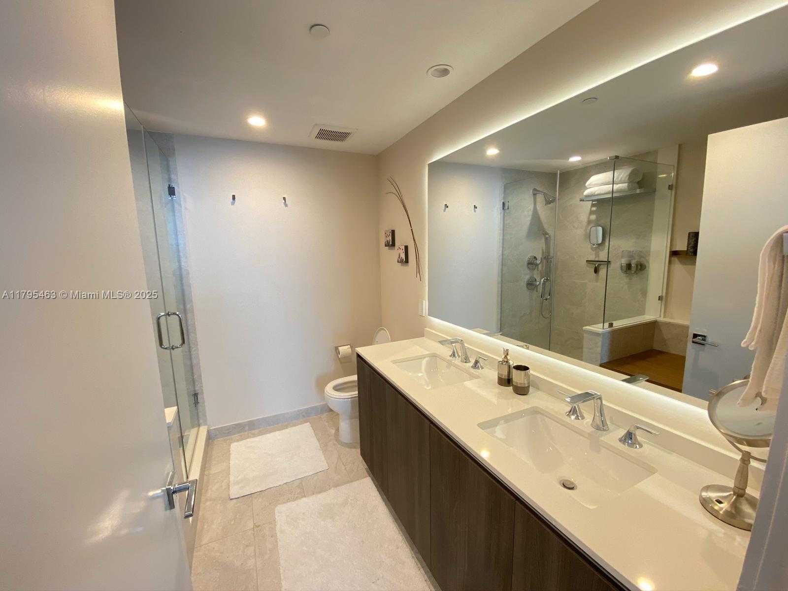 Small Image of 488 NORTH EAST 18TH ST #3911, Miami Number 2
