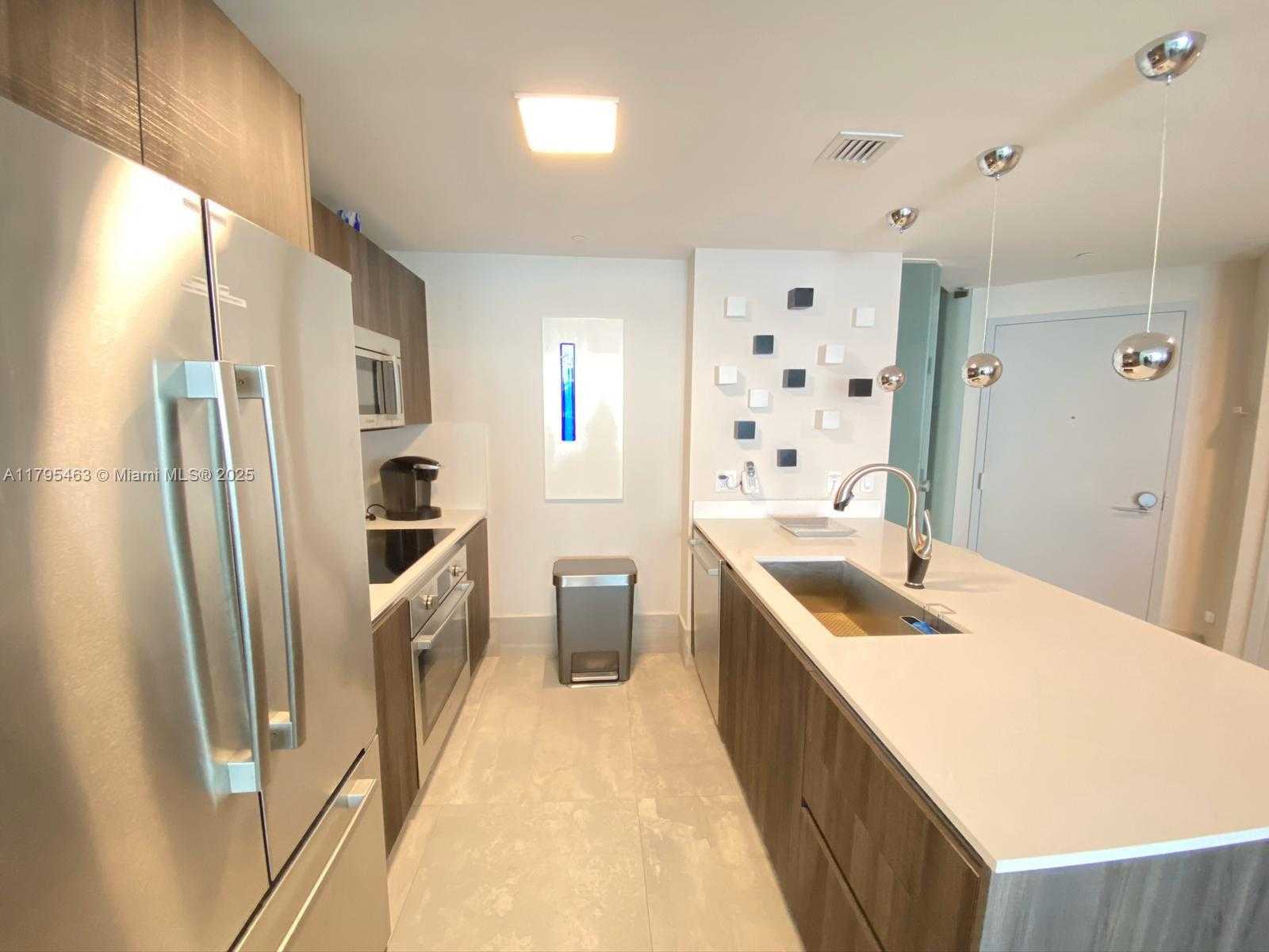 Small Image of 488 NORTH EAST 18TH ST #3911, Miami Number 3