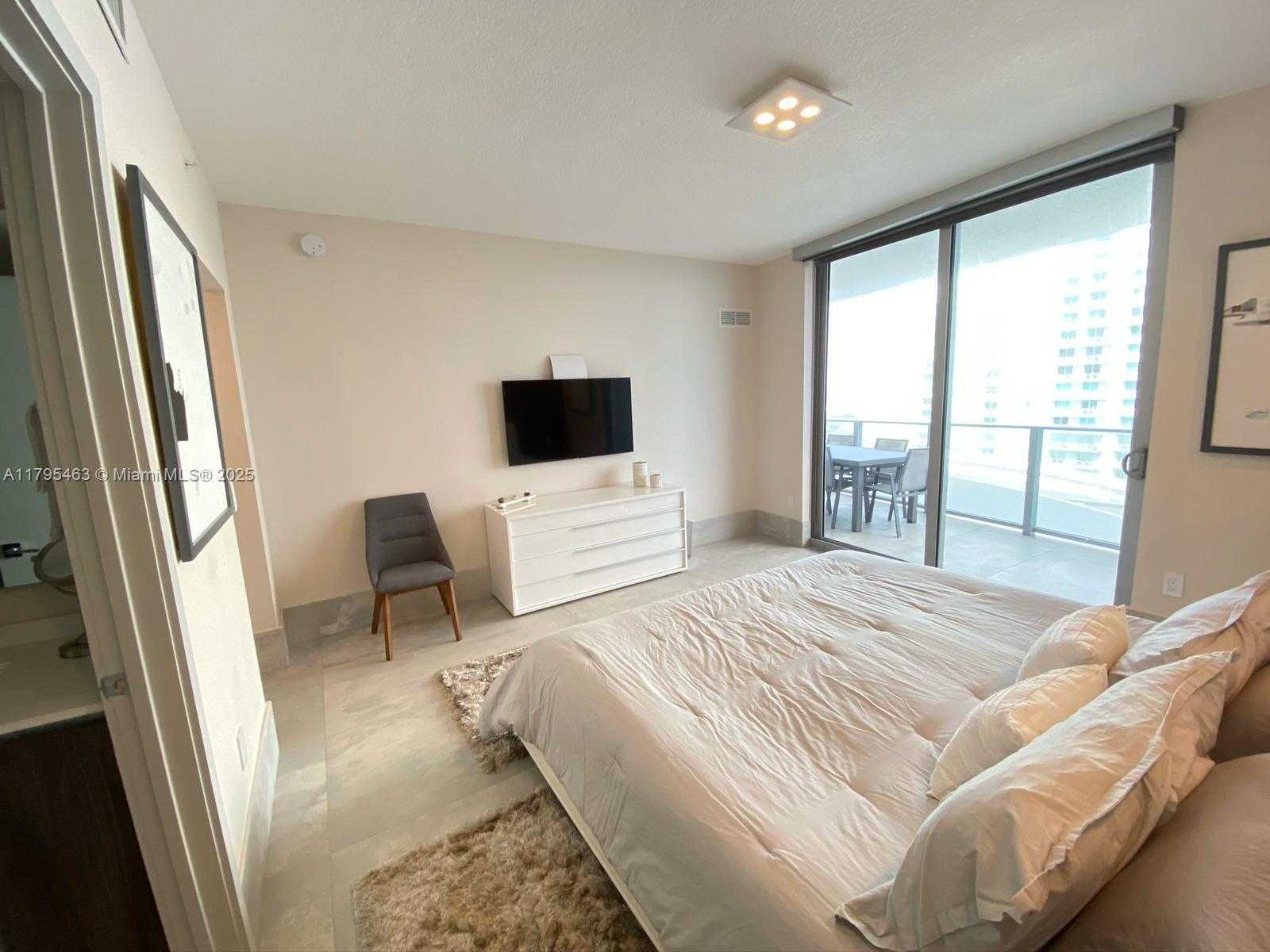Small Image of 488 NORTH EAST 18TH ST #3911, Miami Number 7