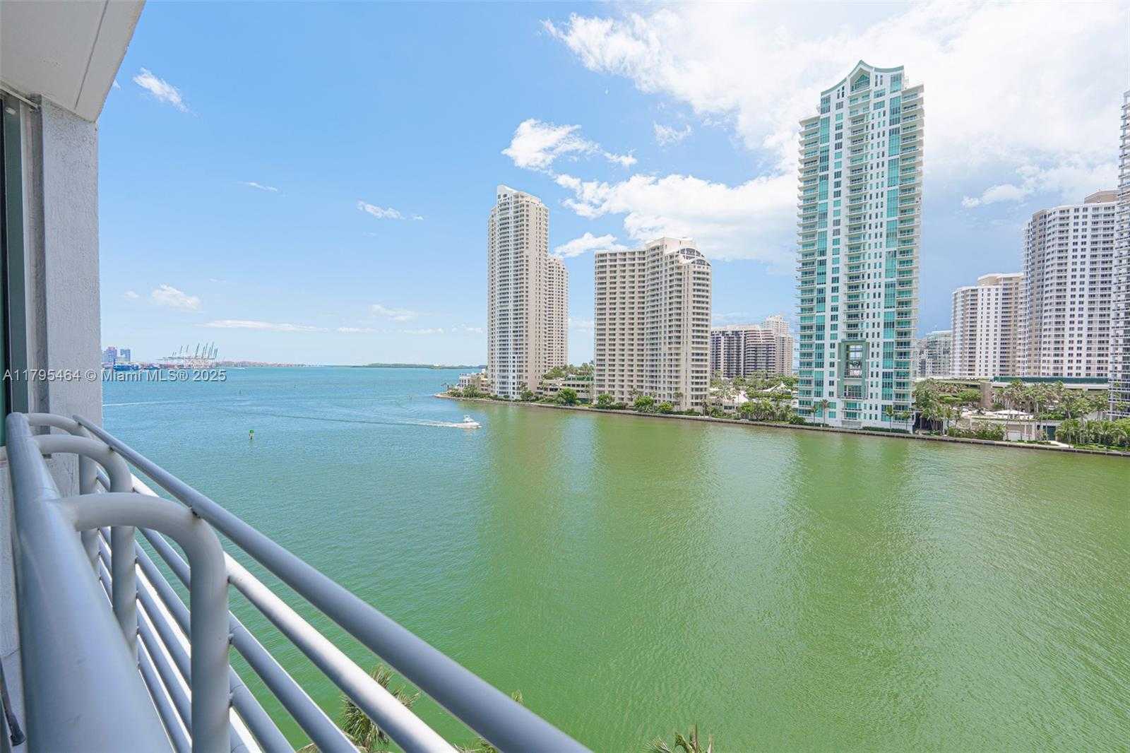 Small Image of 325 SOUTH BISCAYNE BLVD #821, Miami Number 2