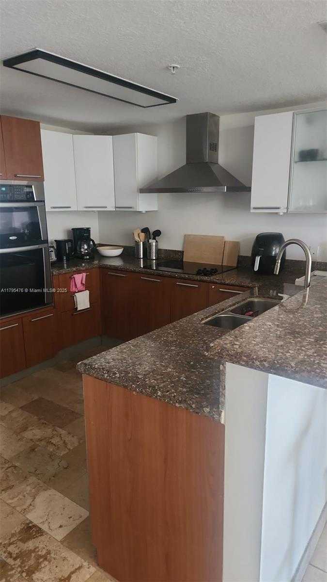 Small Image of 170 SOUTH EAST 14TH ST #1202, Miami Number 15