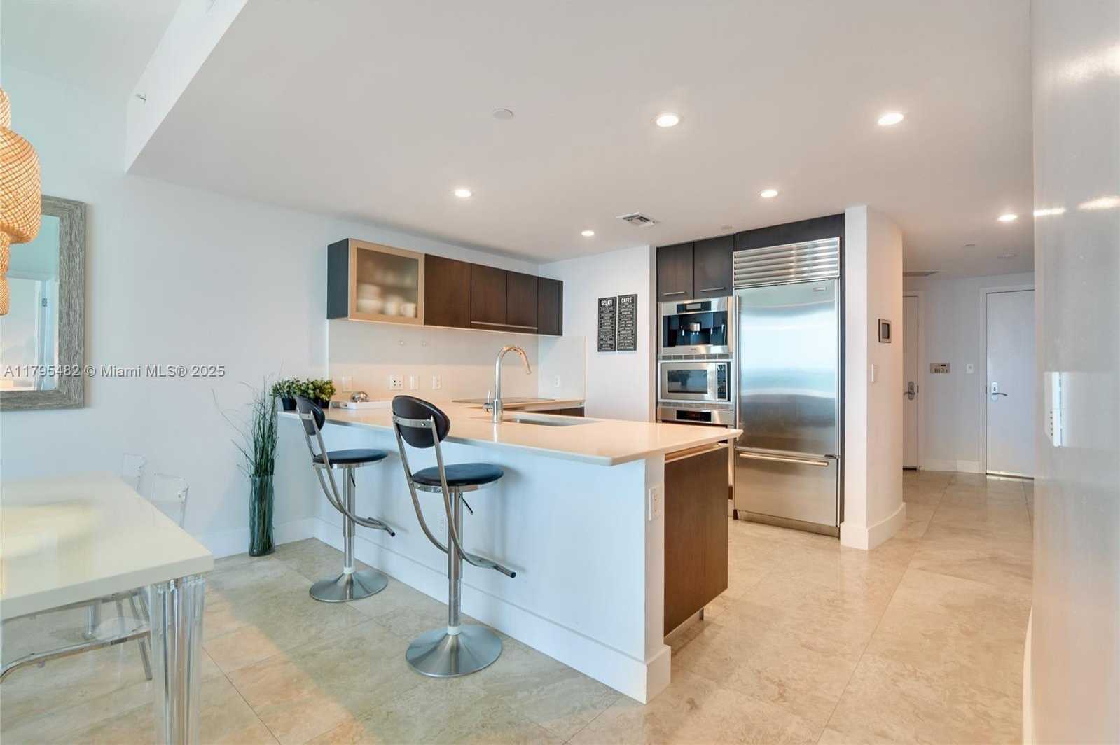 Small Image of 17001 COLLINS AVE #1903, Sunny Isles Beach Number 3