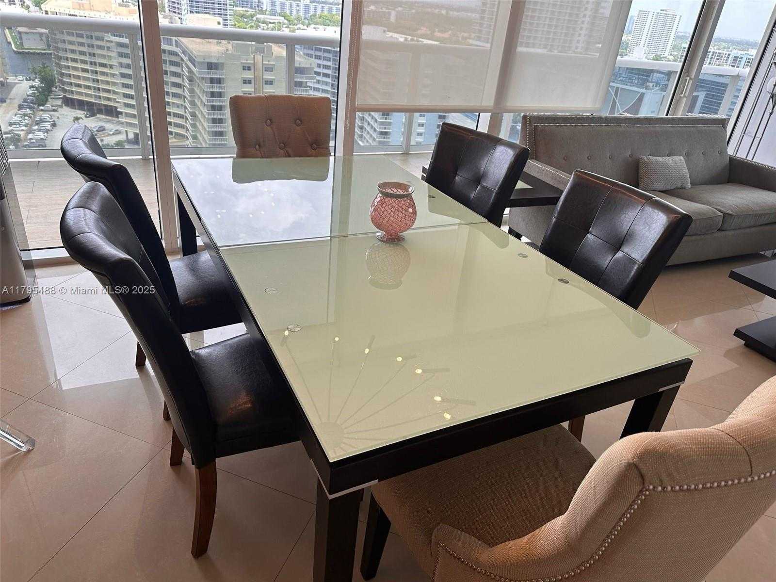 Small Image of 1830 SOUTH OCEAN DR #1708, Hallandale Beach Number 3