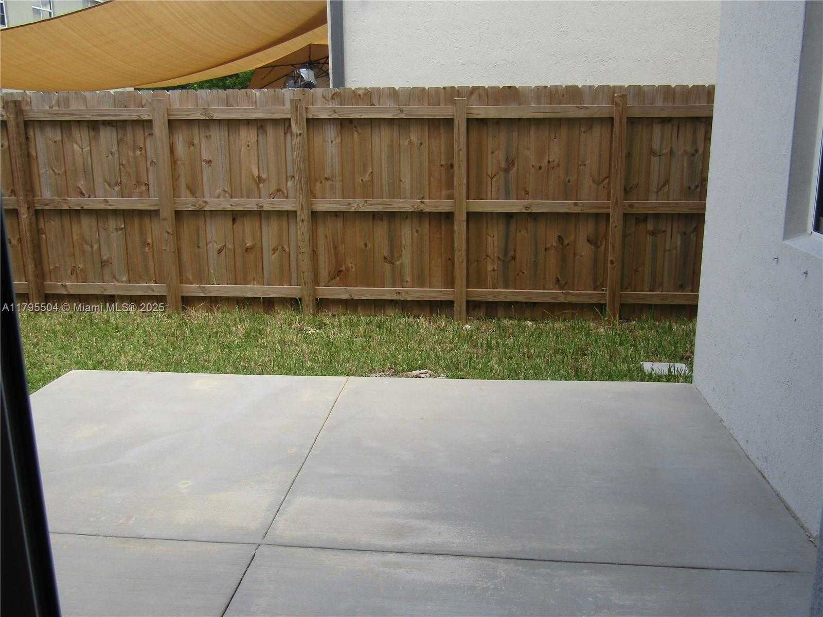 Small Image of 1414 SOUTH EAST 26TH TER, Homestead Number 19