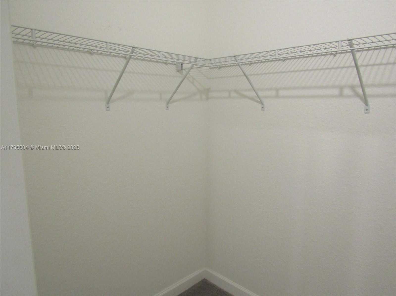 Small Image of 1414 SOUTH EAST 26TH TER, Homestead Number 32