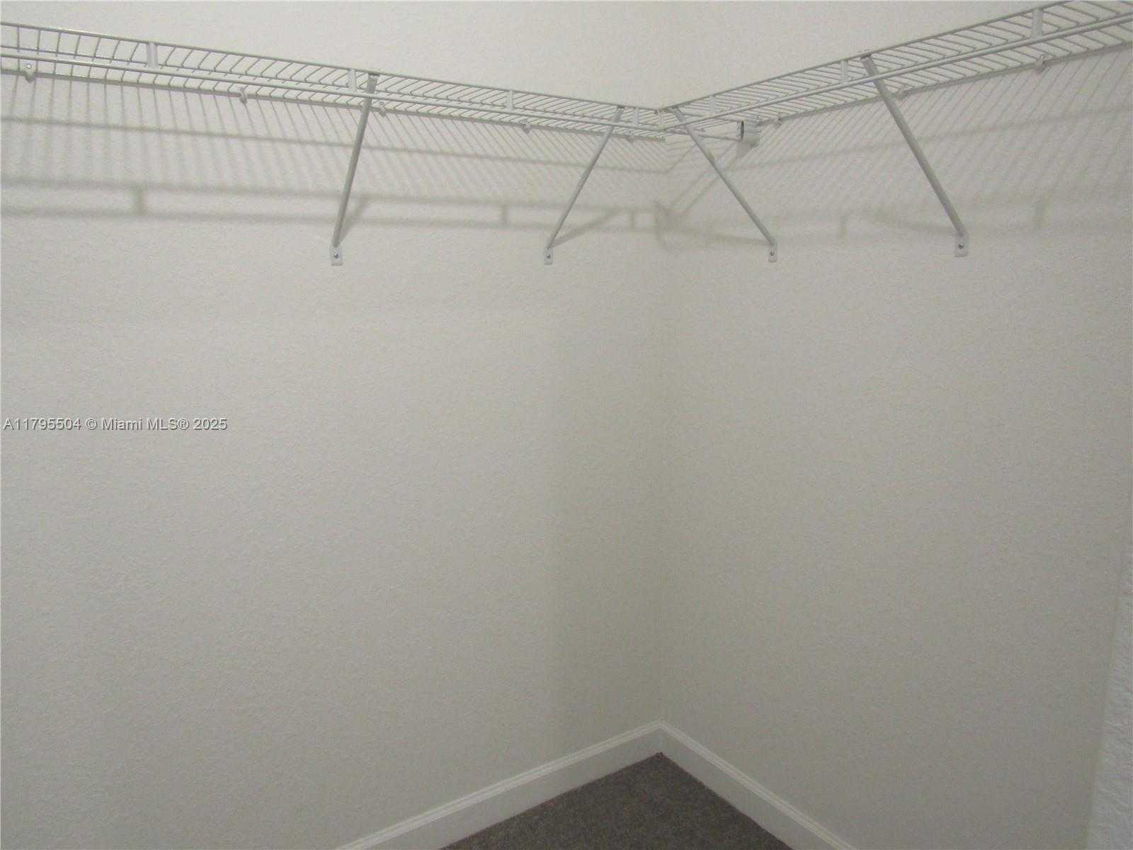 Small Image of 1414 SOUTH EAST 26TH TER, Homestead Number 33