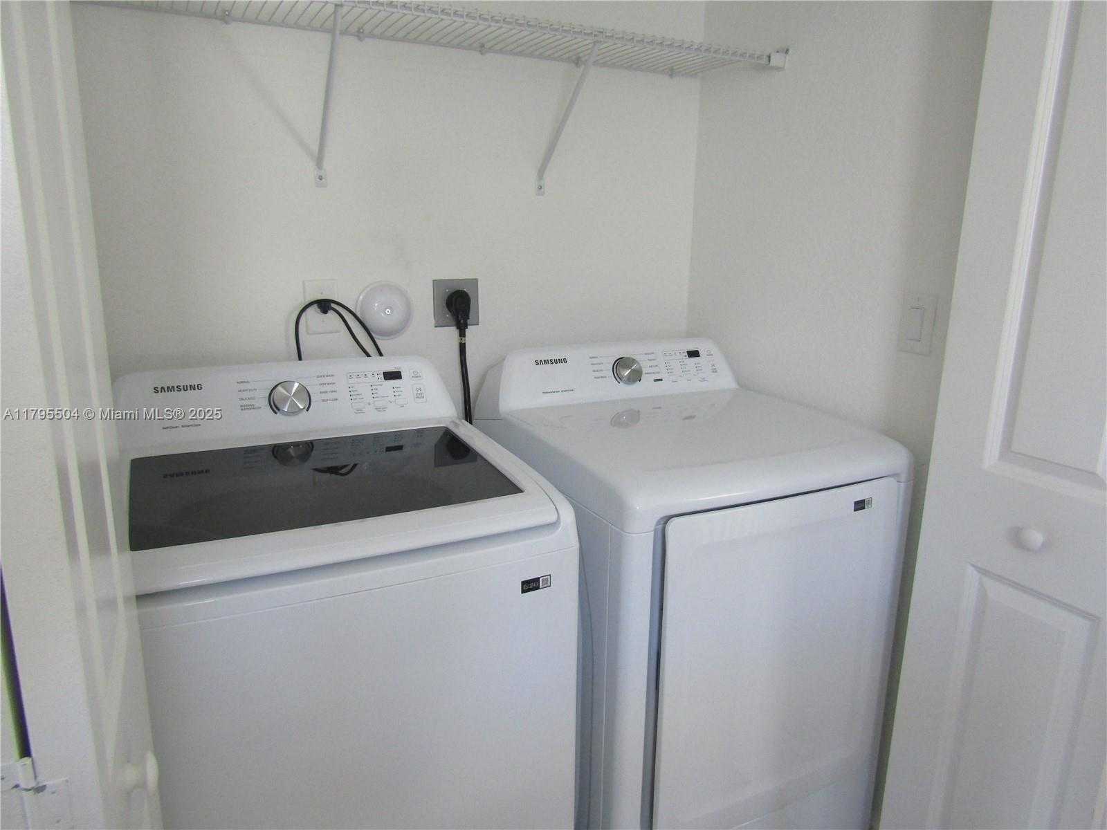 Small Image of 1414 SOUTH EAST 26TH TER, Homestead Number 39