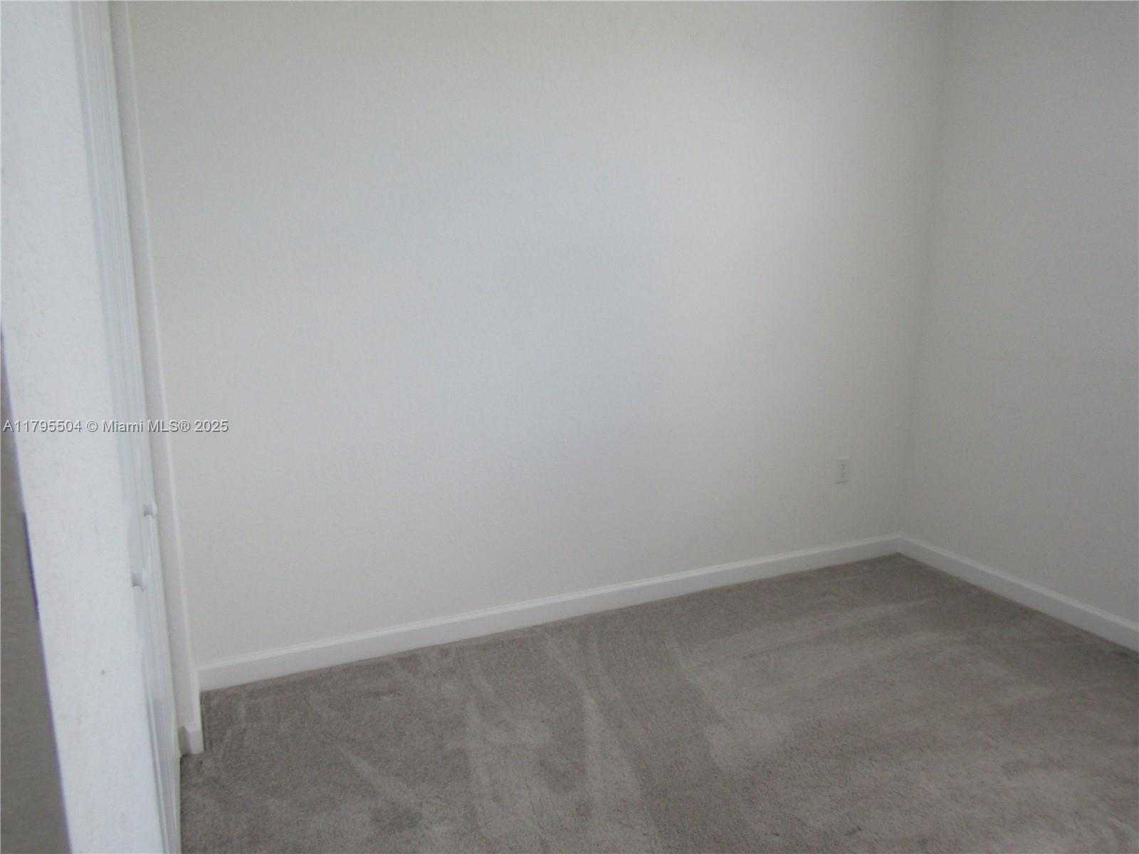 Small Image of 1414 SOUTH EAST 26TH TER, Homestead Number 40