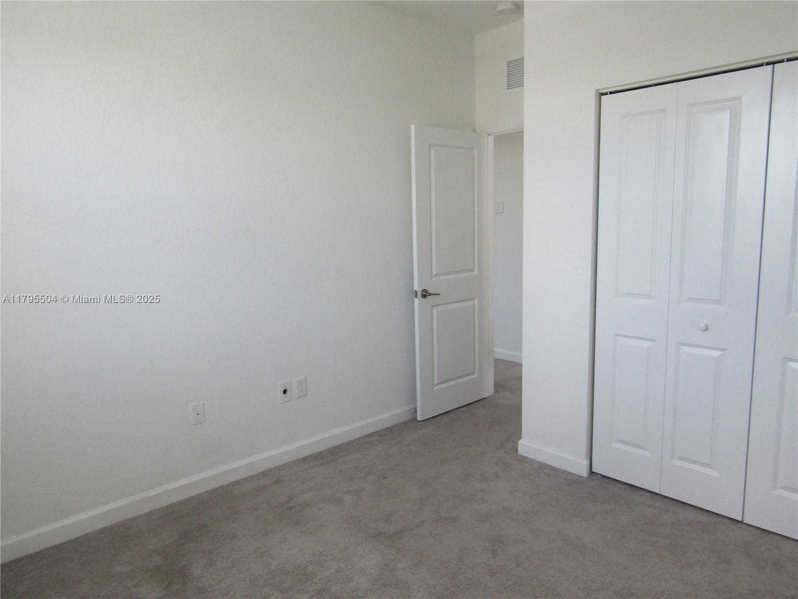 Small Image of 1414 SOUTH EAST 26TH TER, Homestead Number 42