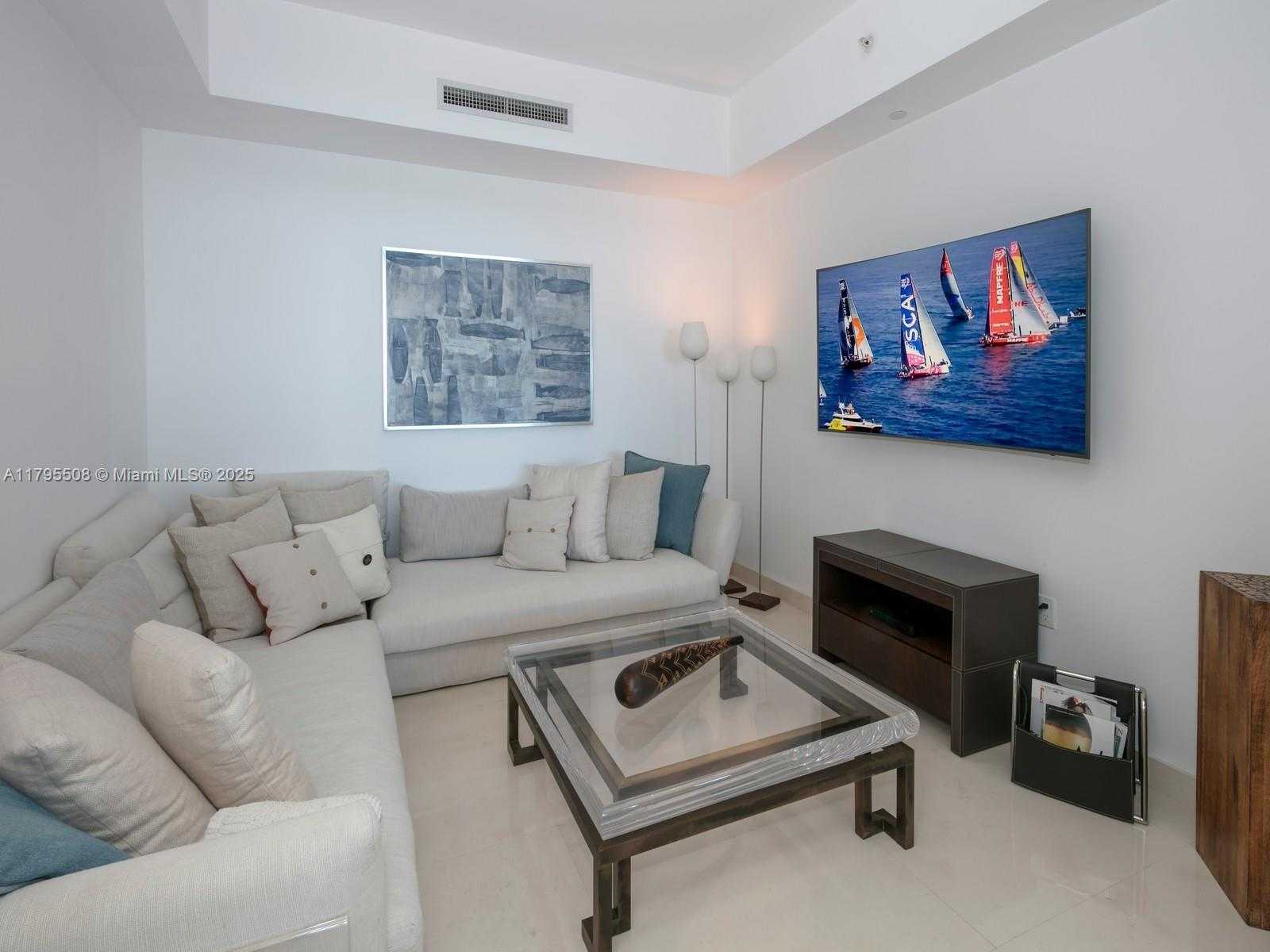 Small Image of 7141 FISHER ISLAND DR #7141, Miami Beach Number 10