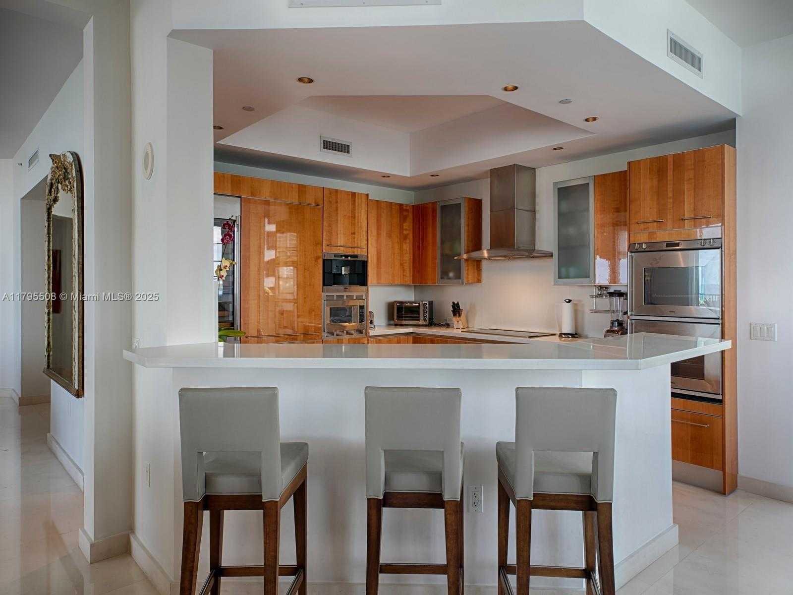 Small Image of 7141 FISHER ISLAND DR #7141, Miami Beach Number 11