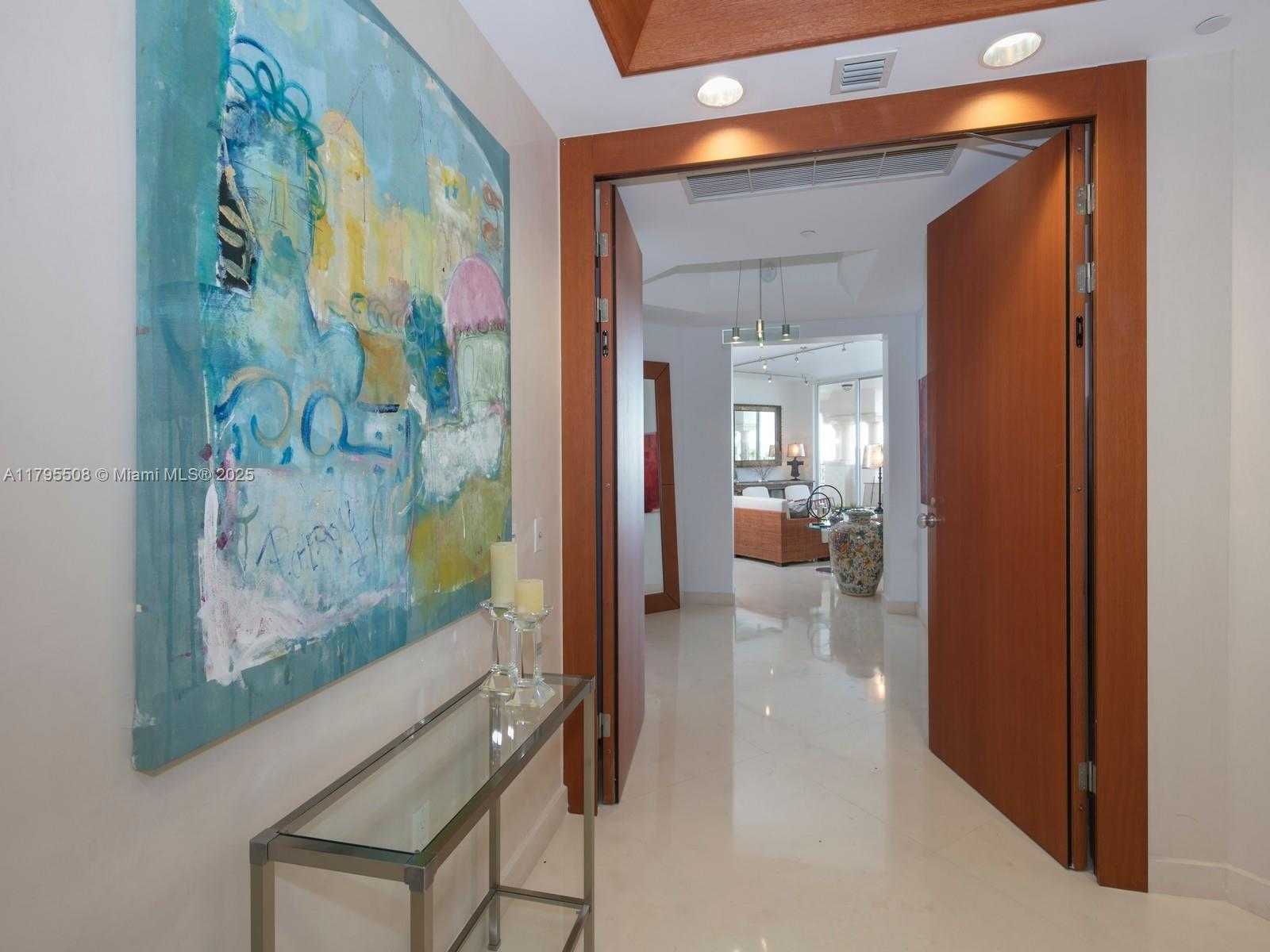 Small Image of 7141 FISHER ISLAND DR #7141, Miami Beach Number 4