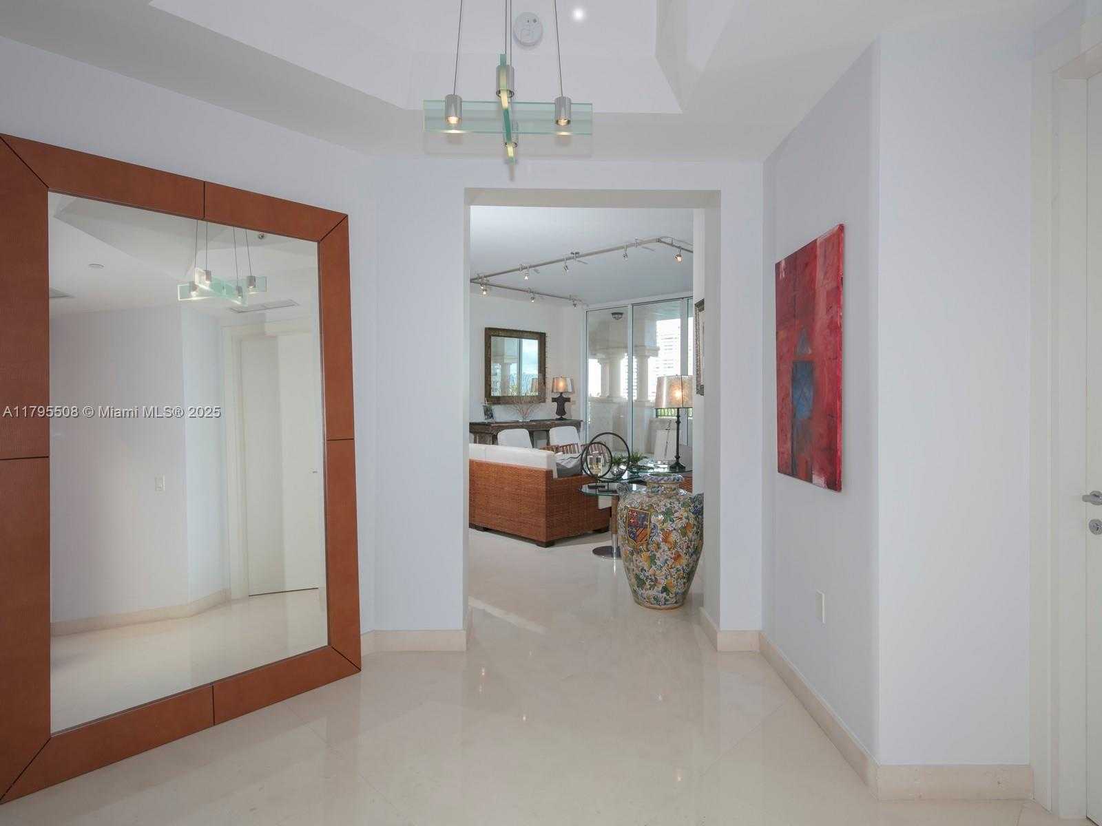 Small Image of 7141 FISHER ISLAND DR #7141, Miami Beach Number 5