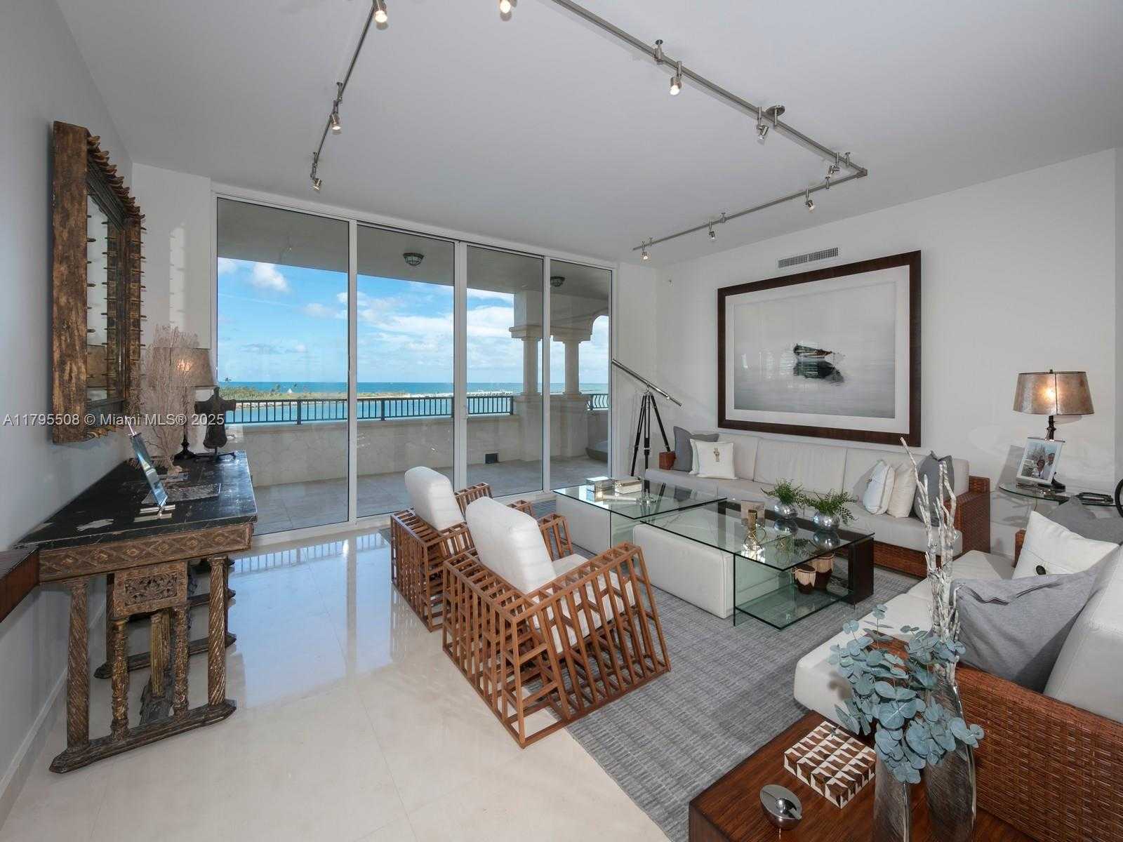 Small Image of 7141 FISHER ISLAND DR #7141, Miami Beach Number 8