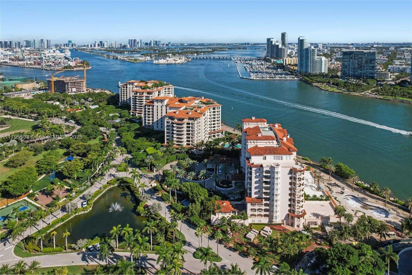 Small Image of 7141 FISHER ISLAND DR #7141, Miami Beach Number 91
