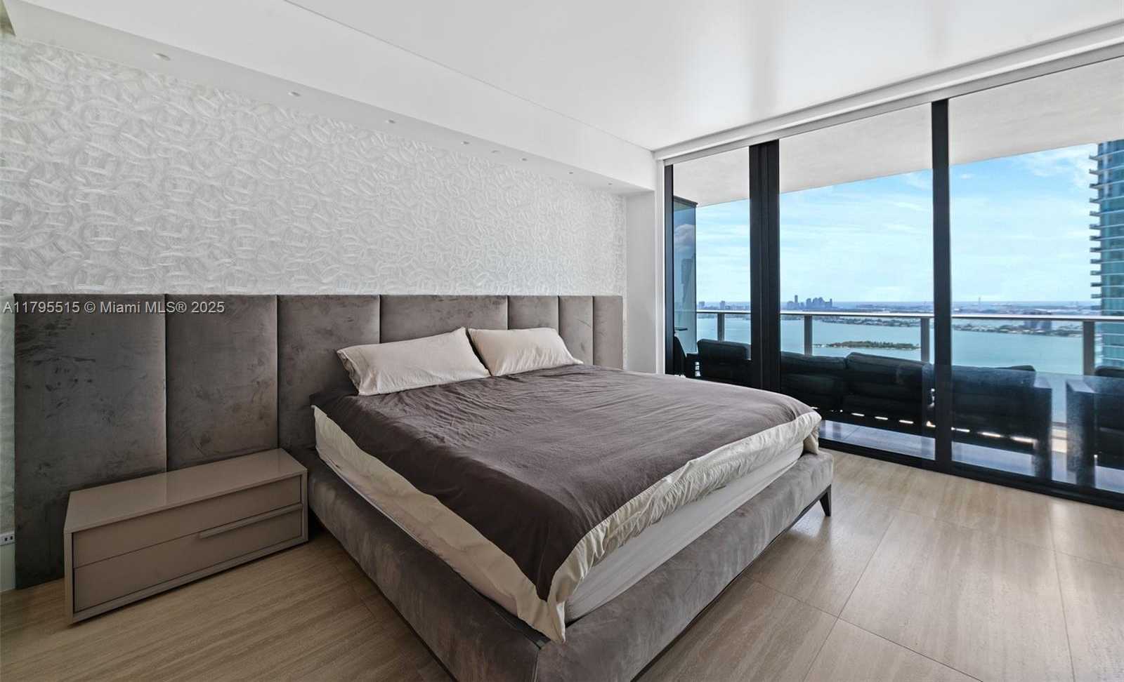 Small Image of 650 NORTH EAST 32ND ST #4101, Miami Number 10