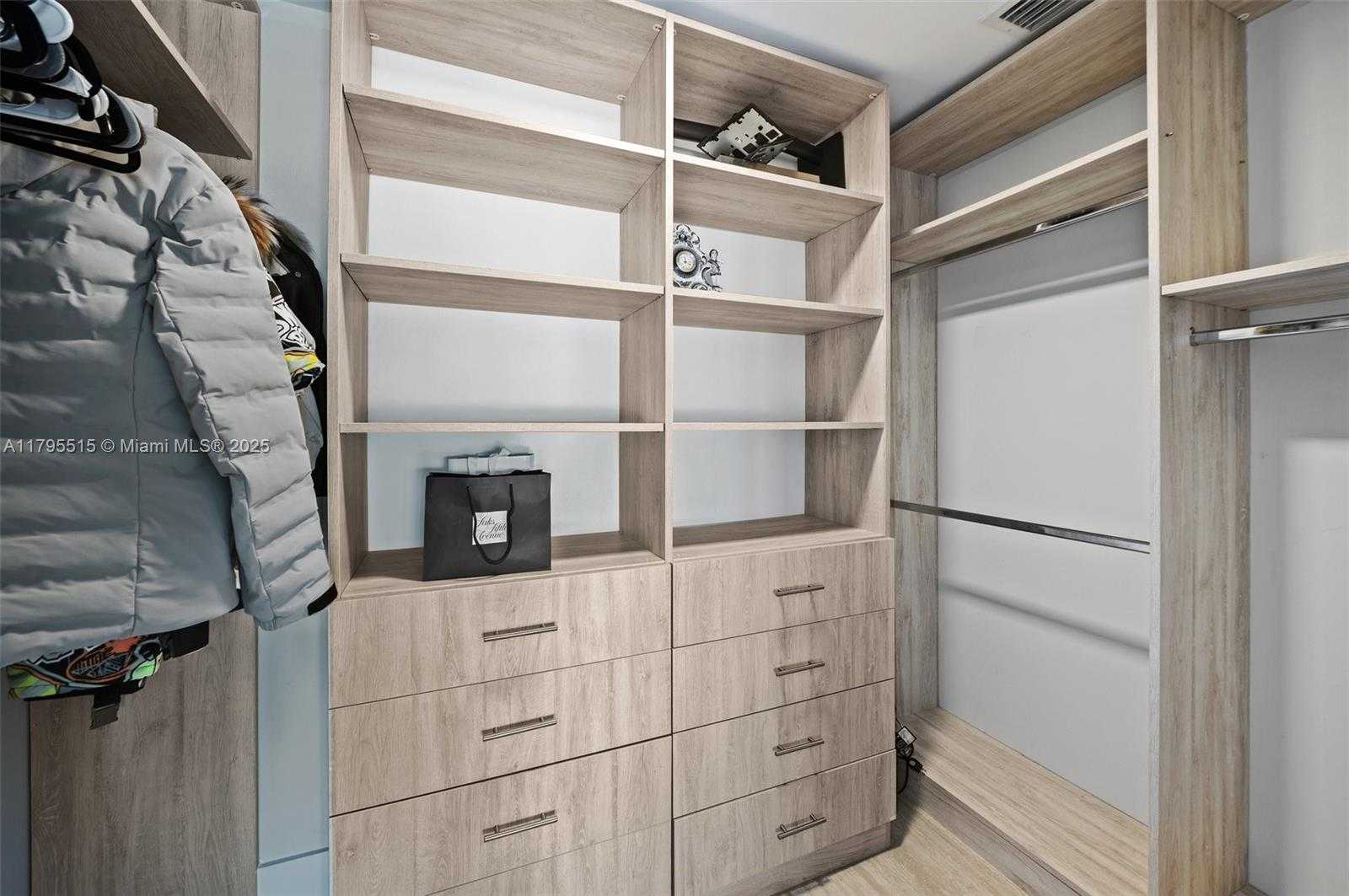 Small Image of 650 NORTH EAST 32ND ST #4101, Miami Number 21