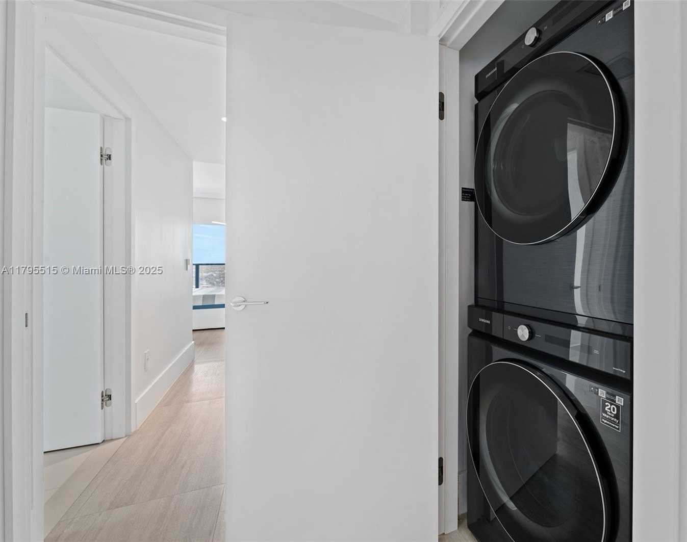 Small Image of 650 NORTH EAST 32ND ST #4101, Miami Number 22
