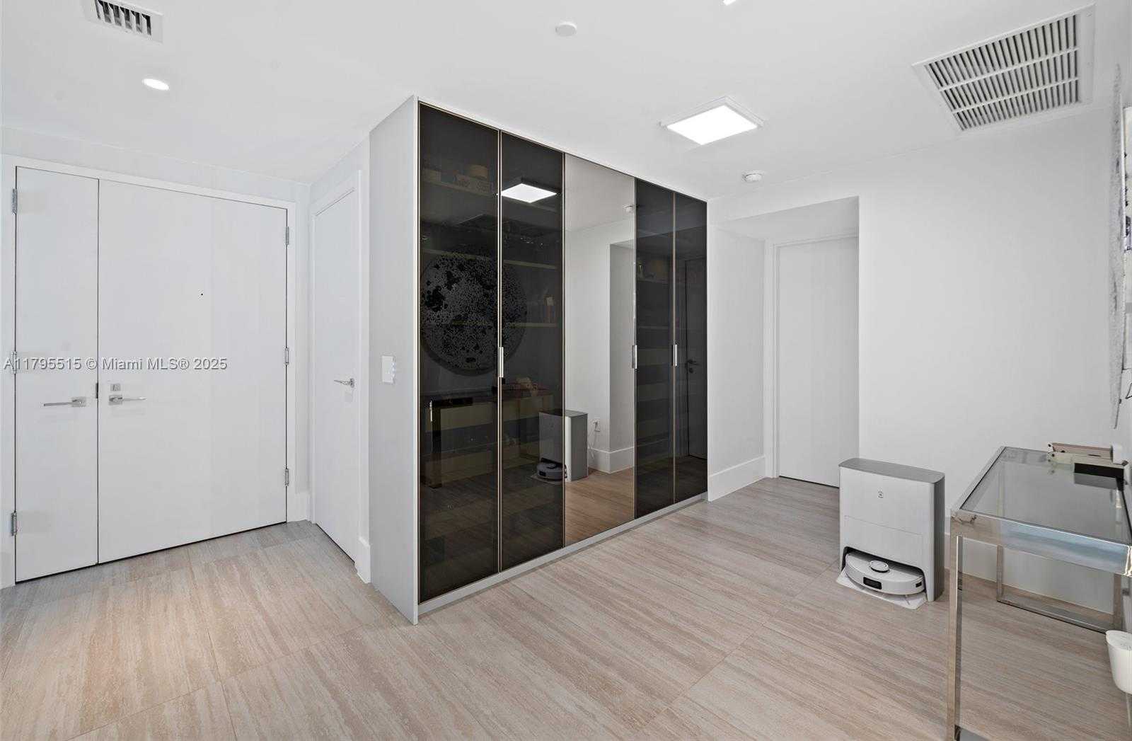Small Image of 650 NORTH EAST 32ND ST #4101, Miami Number 7