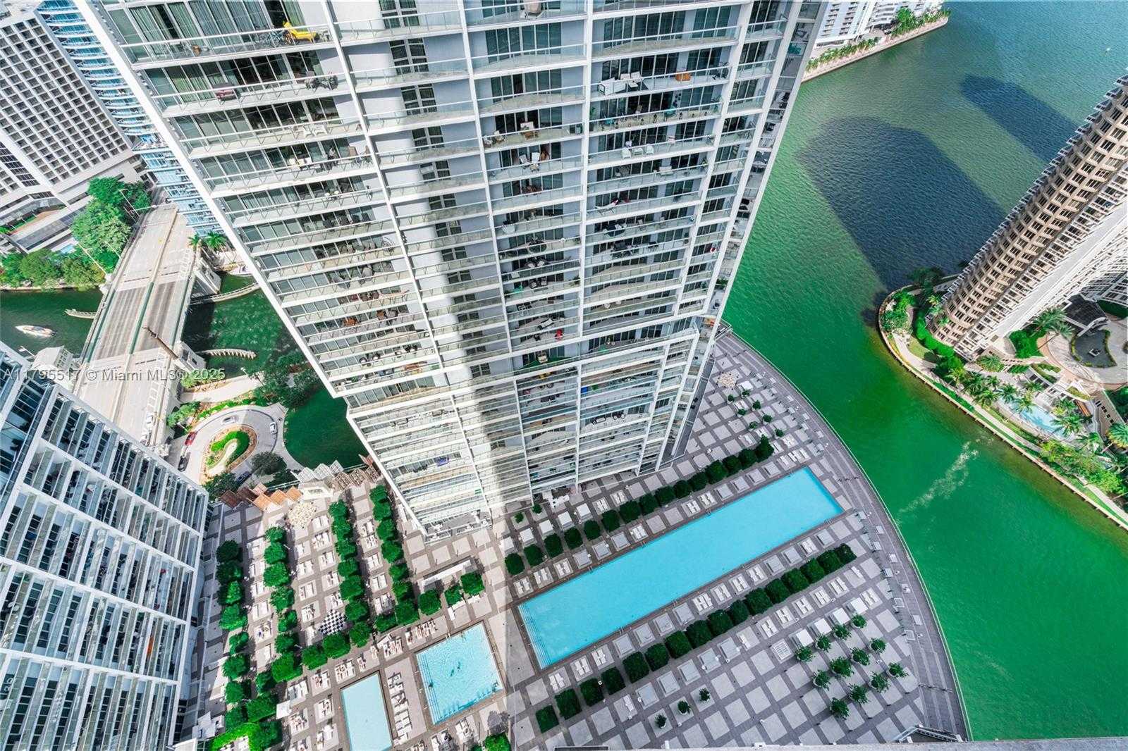 Small Image of 495 BRICKELL AVE #4510, Miami Number 13