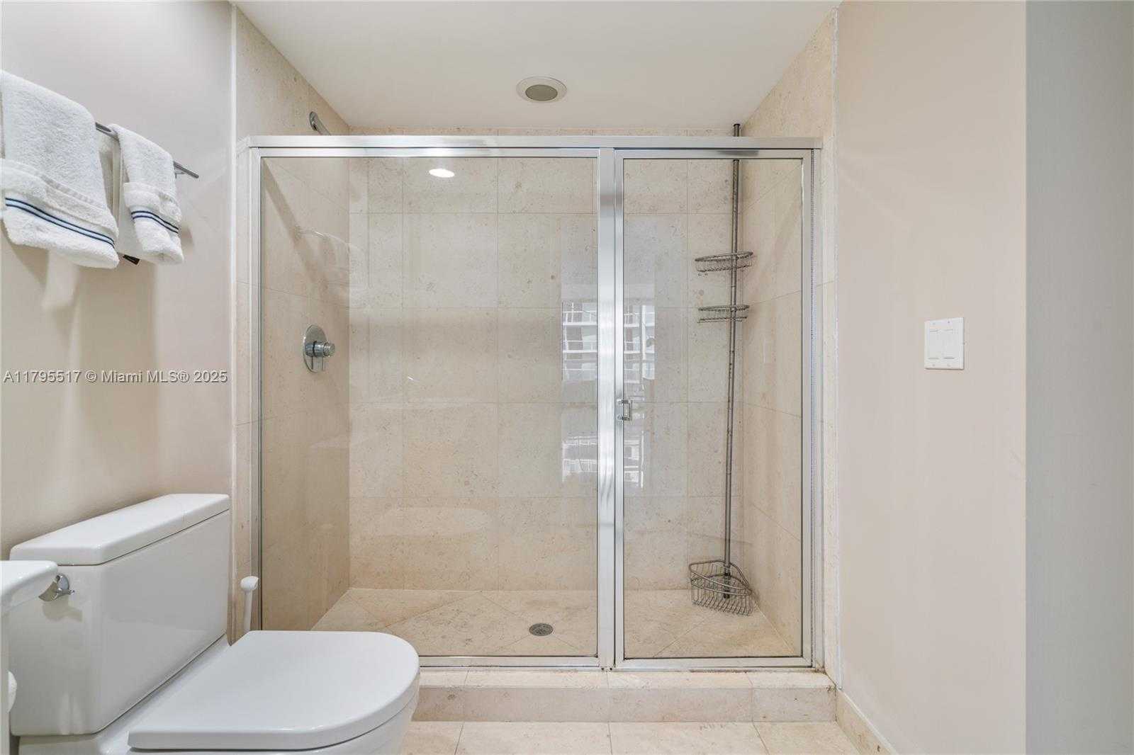 Small Image of 495 BRICKELL AVE #4510, Miami Number 30