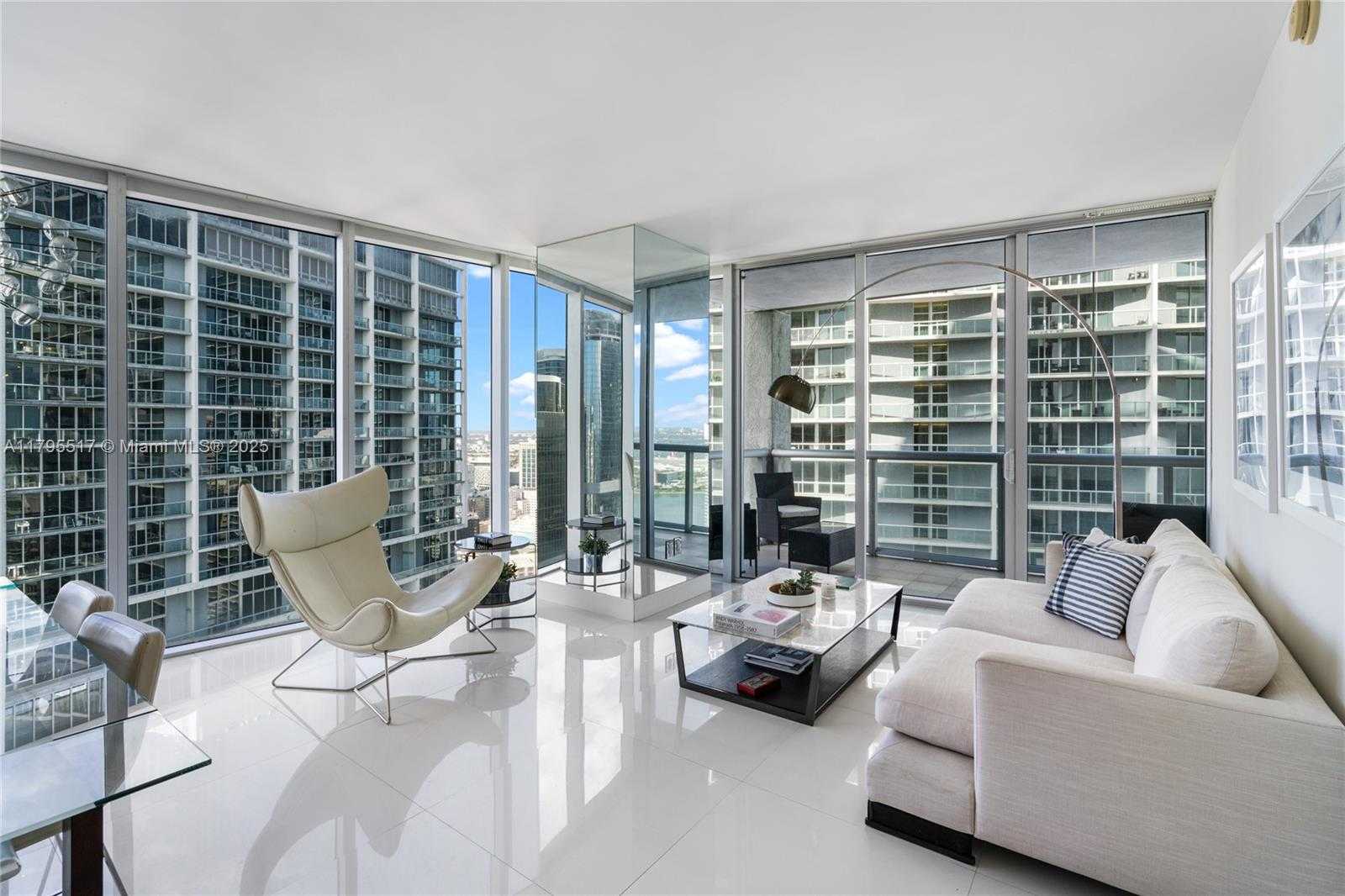 Small Image of 495 BRICKELL AVE #4510, Miami Number 5