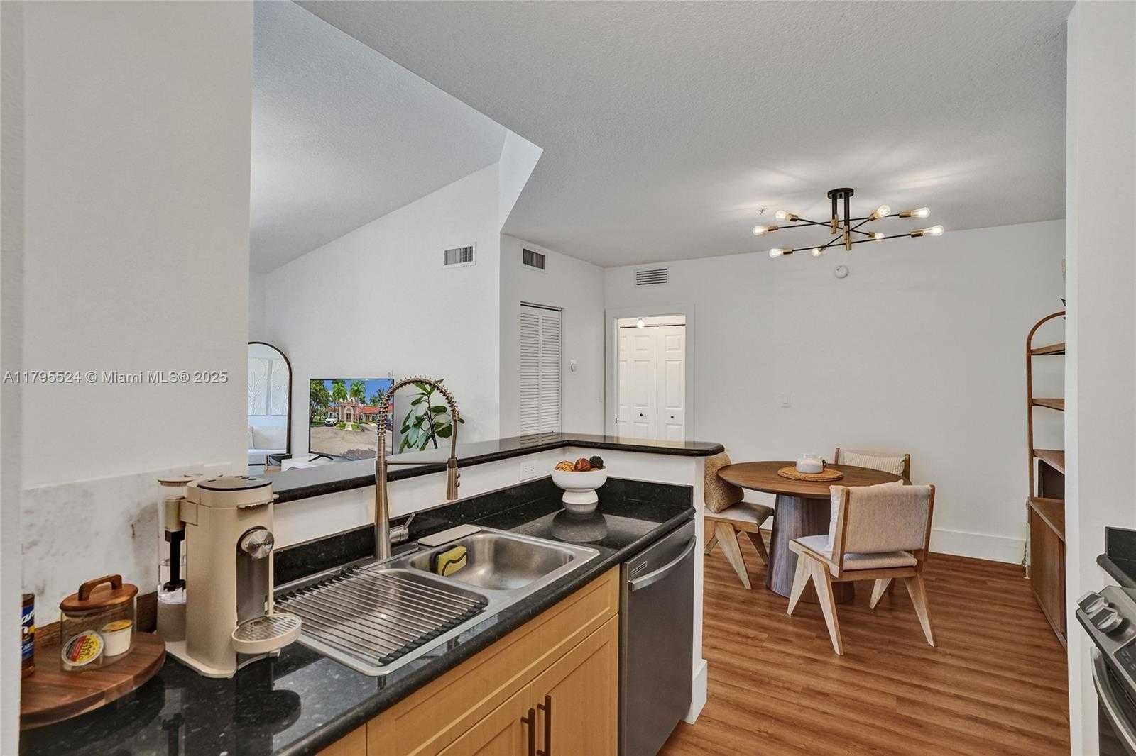 Small Image of 6841 SOUTH WEST 44TH ST #305, Miami Number 15