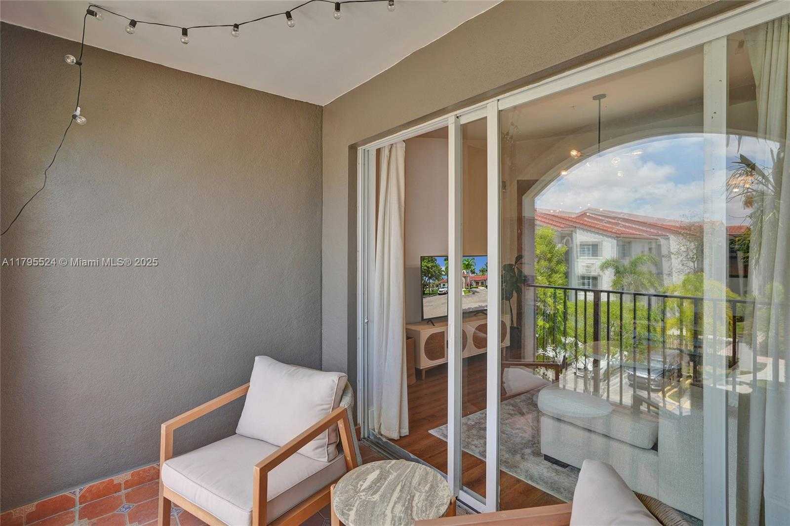 Small Image of 6841 SOUTH WEST 44TH ST #305, Miami Number 27