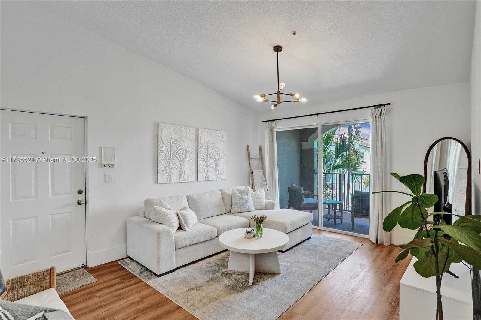 Small Image of 6841 SOUTH WEST 44TH ST #305, Miami Number 6